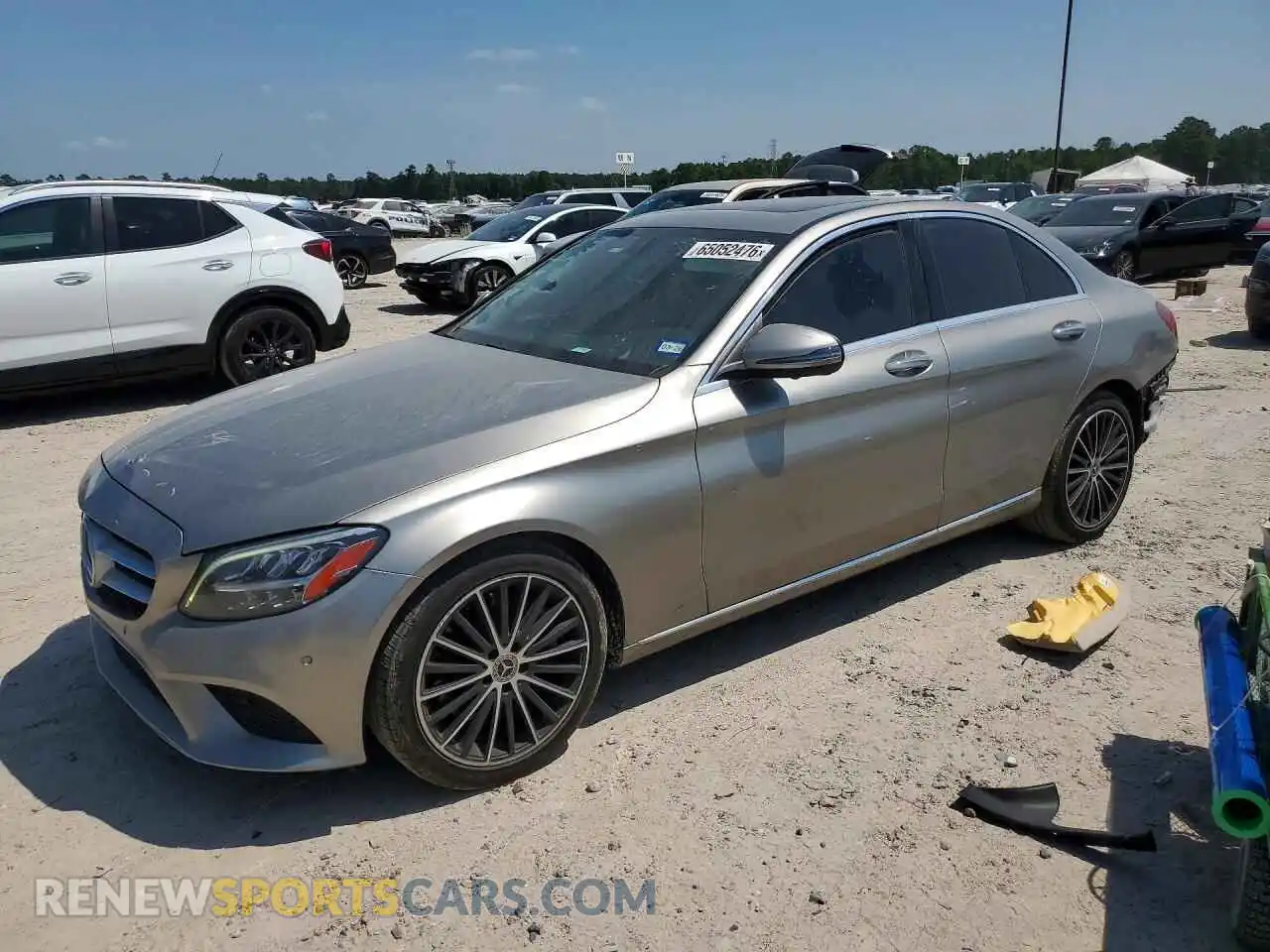 1 Фотография поврежденного автомобиля W1KWF8DB6MR653295 MERCEDES-BENZ C-CLASS 2021