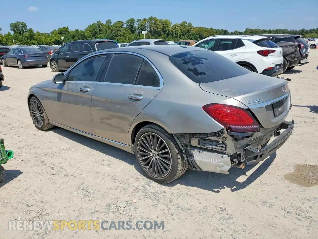 2 Фотография поврежденного автомобиля W1KWF8DB6MR653295 MERCEDES-BENZ C-CLASS 2021