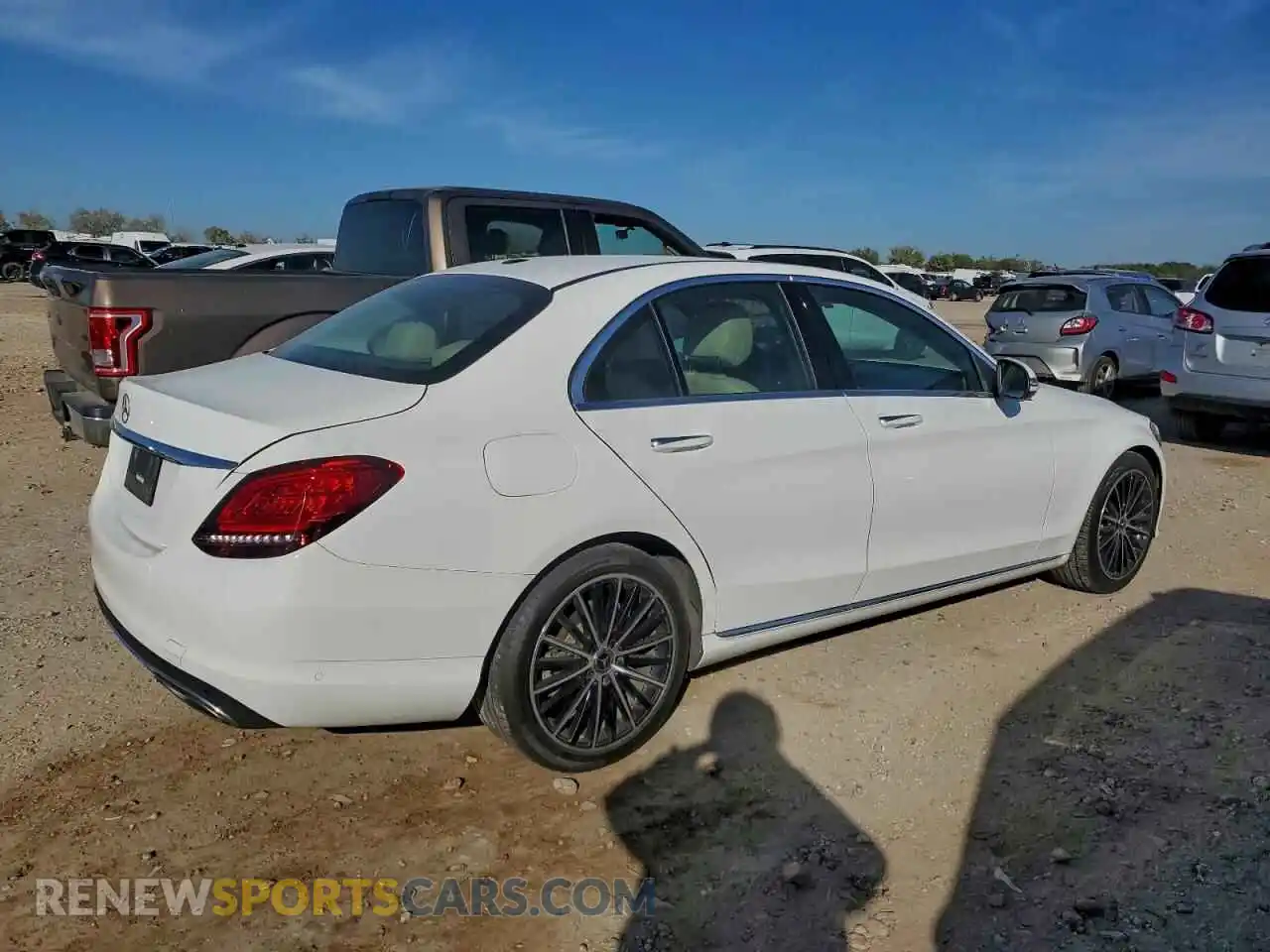 3 Photograph of a damaged car W1KWF8DBXMR641389 MERCEDES-BENZ C-CLASS 2021