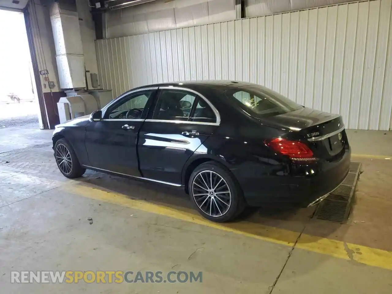 2 Photograph of a damaged car W1KWF8EB0MR611090 MERCEDES-BENZ C-CLASS 2021