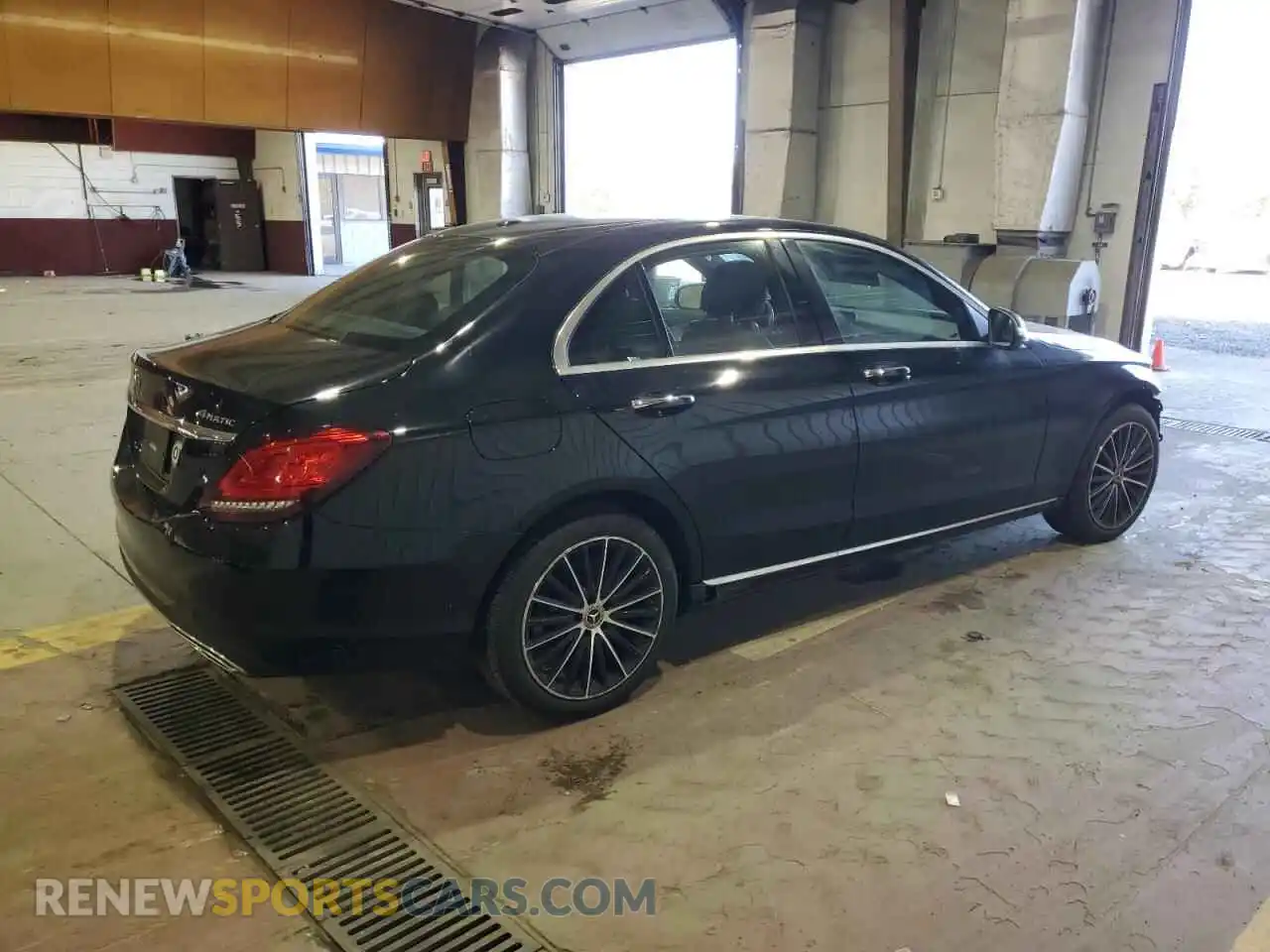 3 Photograph of a damaged car W1KWF8EB0MR611090 MERCEDES-BENZ C-CLASS 2021
