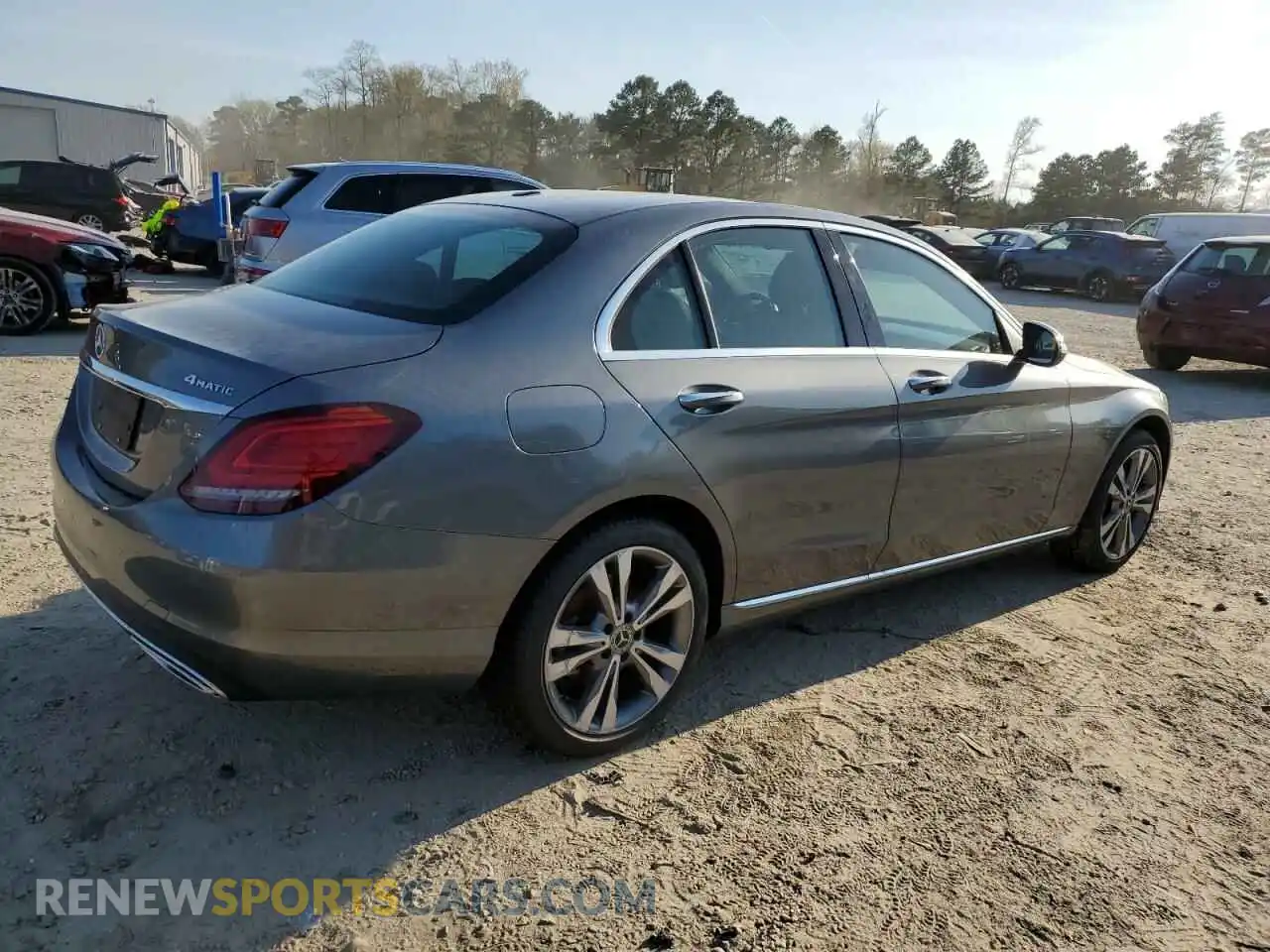 3 Фотография поврежденного автомобиля W1KWF8EB1MR620719 MERCEDES-BENZ C-CLASS 2021