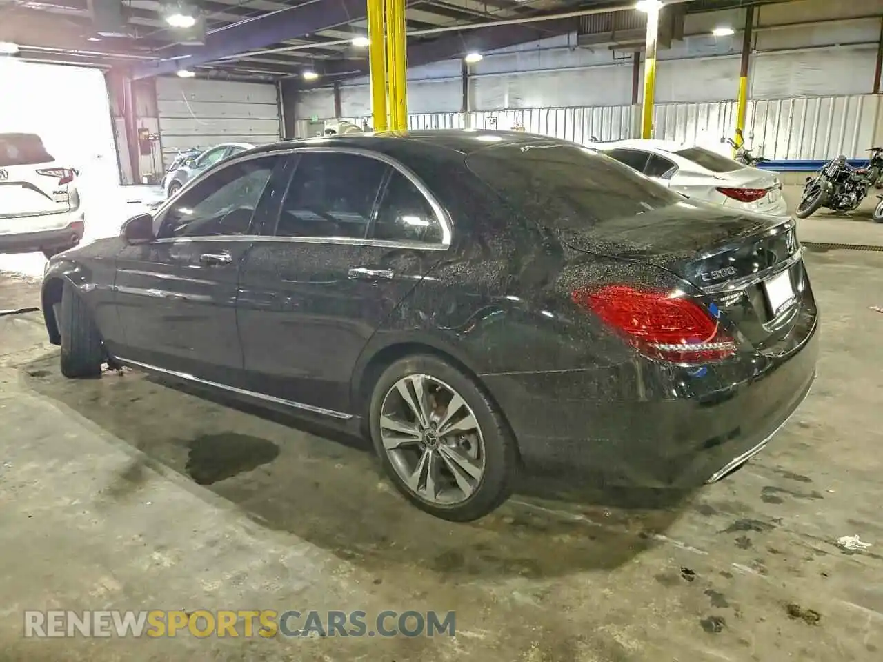 2 Photograph of a damaged car W1KWF8EB1MR636368 MERCEDES-BENZ C-CLASS 2021