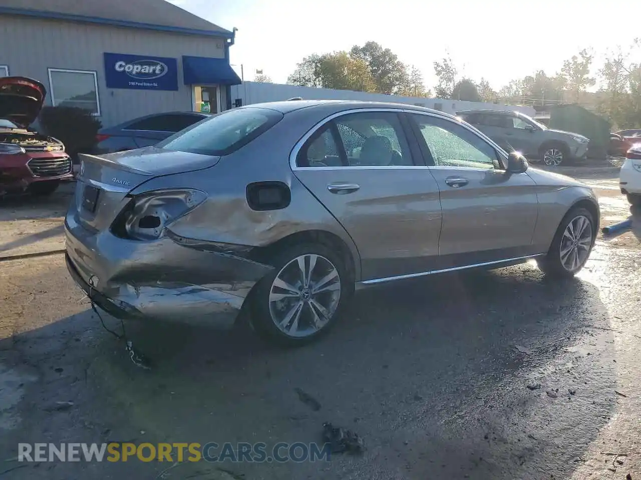 3 Фотография поврежденного автомобиля W1KWF8EB2MR607932 MERCEDES-BENZ C-CLASS 2021