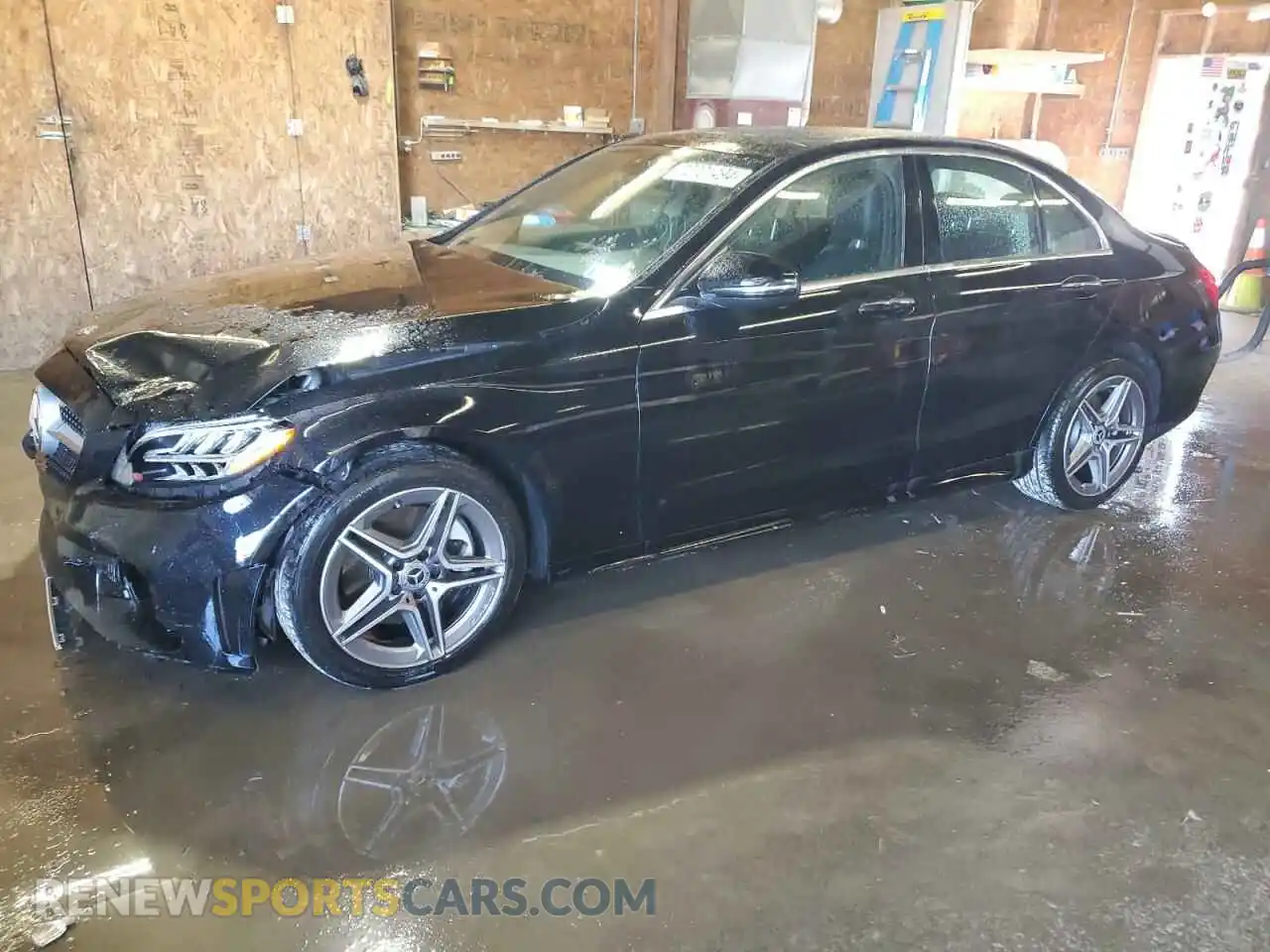 1 Photograph of a damaged car W1KWF8EB6MR643784 MERCEDES-BENZ C-CLASS 2021
