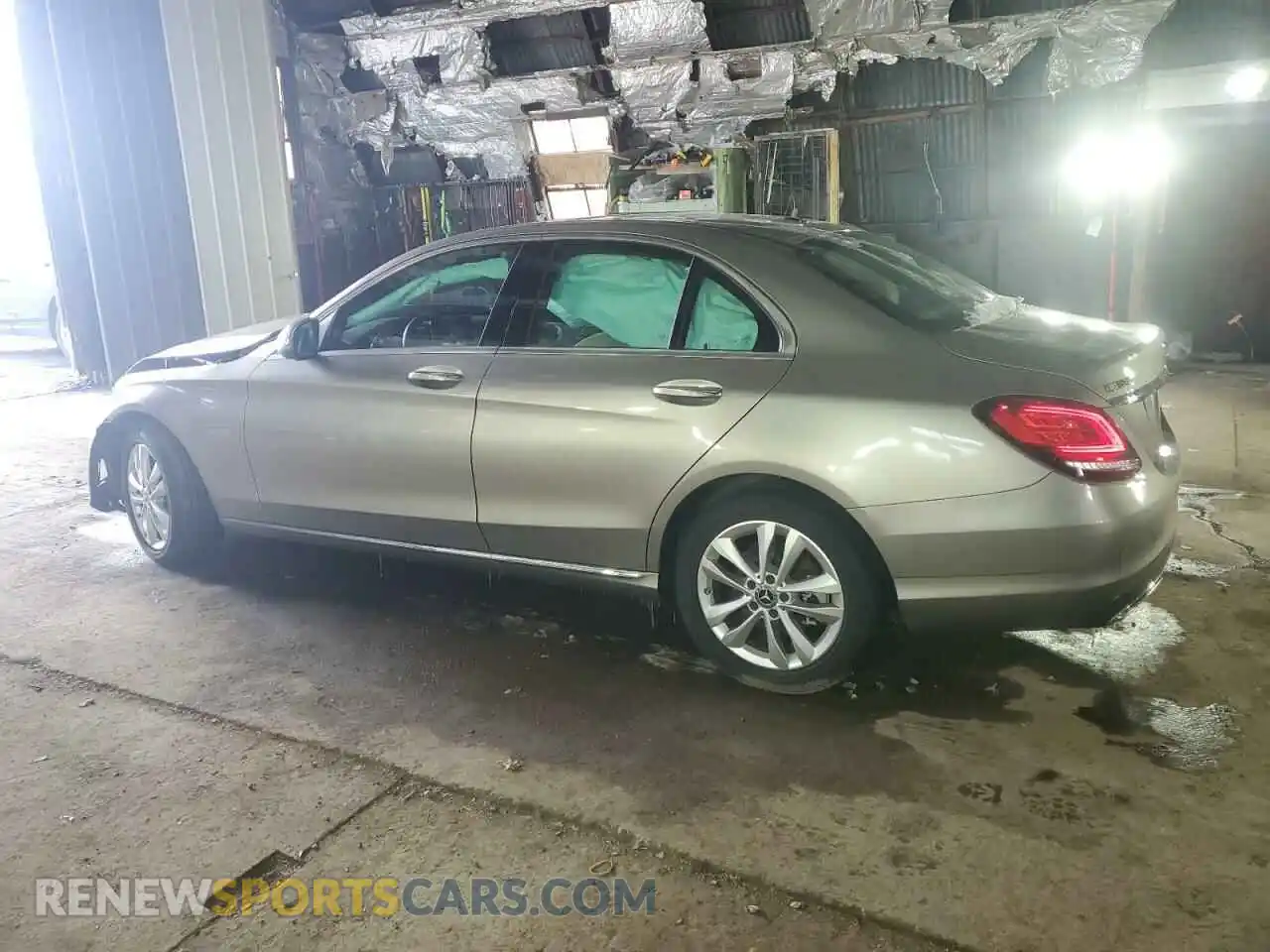 2 Photograph of a damaged car W1KWF8EB9MR607233 MERCEDES-BENZ C-CLASS 2021