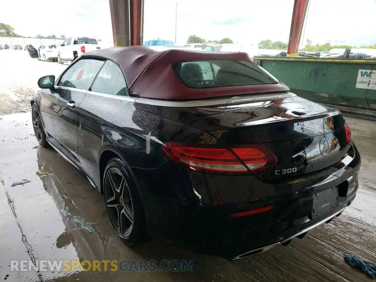 3 fotografías del automóvil dañado W1KWK8DB1MG089840 MERCEDES-BENZ C-CLASS 2021