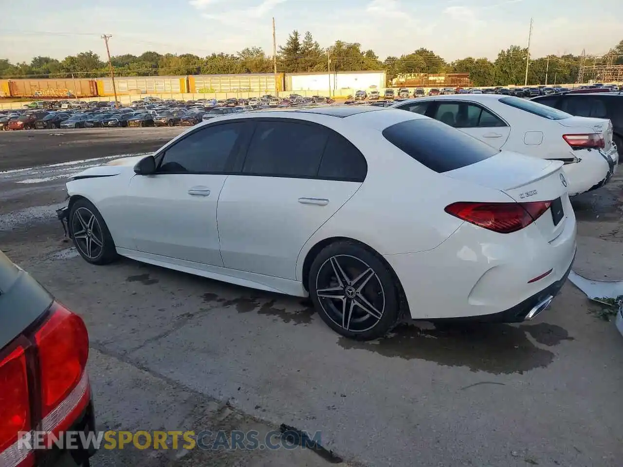 2 fotografías del automóvil dañado W1KAF4HB8PR104151 MERCEDES-BENZ C-CLASS 2023