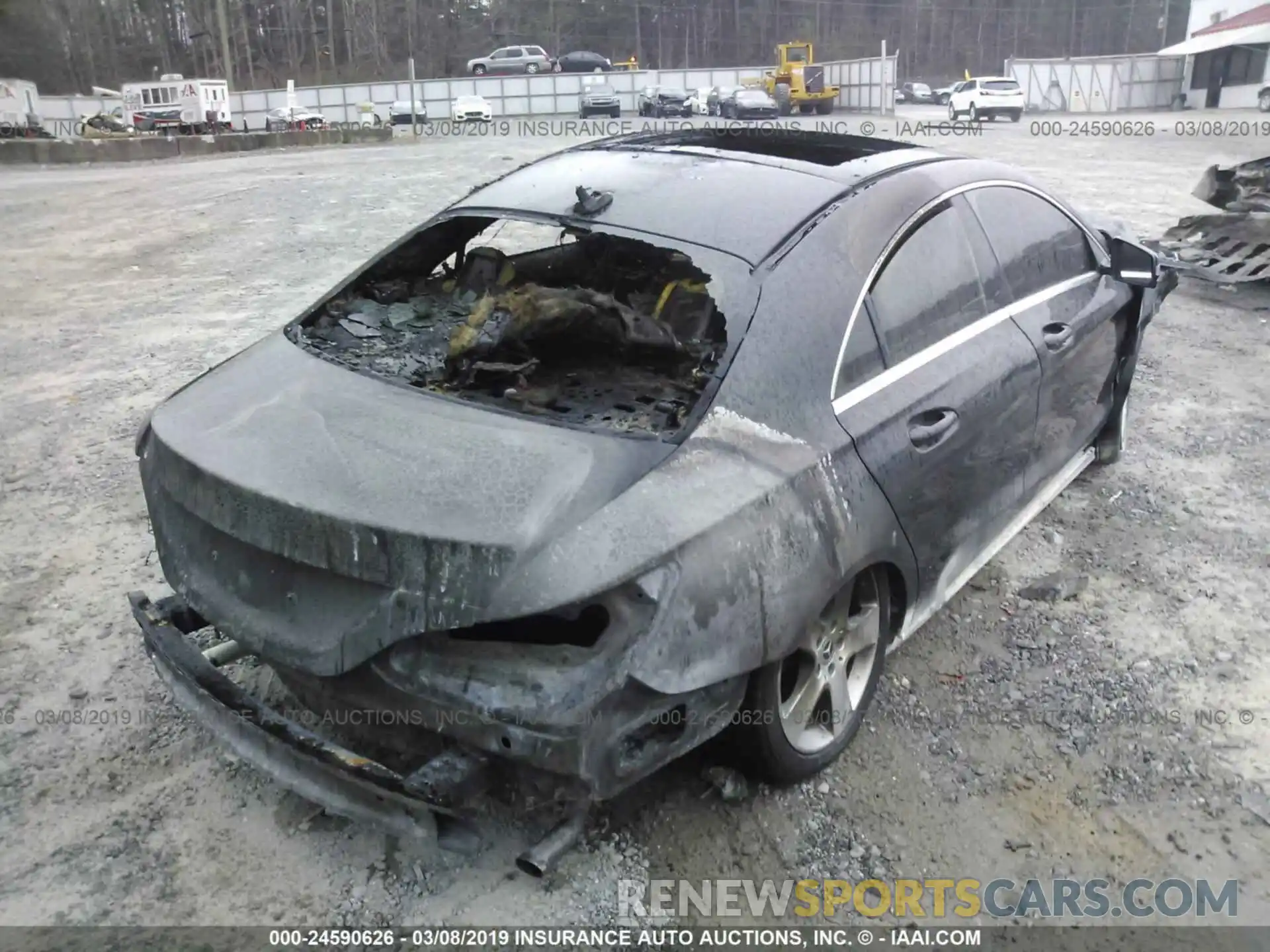 4 Photograph of a damaged car WDDSJ4EB4KN699930 MERCEDES-BENZ CLA 2019