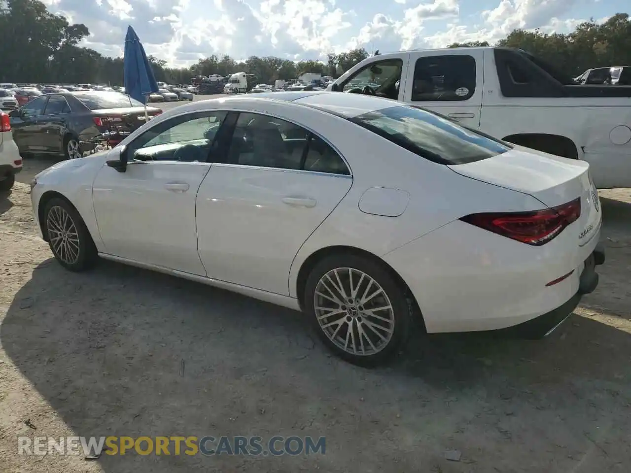 2 fotografías del automóvil dañado WDD5J4HB0LN032475 MERCEDES-BENZ CLA-CLASS 2020