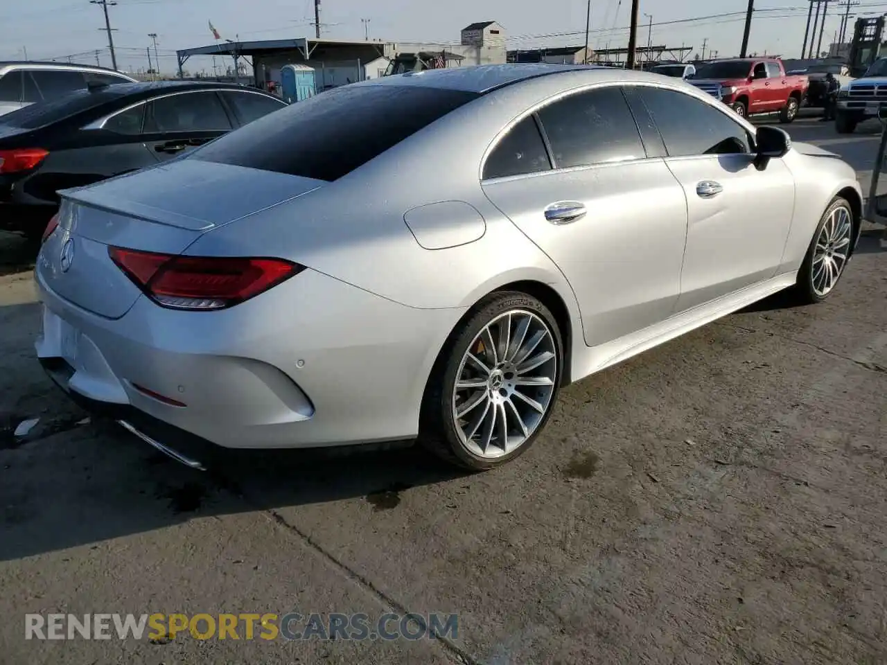 3 Photograph of a damaged car WDD2J5JB3KA027280 MERCEDES-BENZ CLC-CLASS 2019