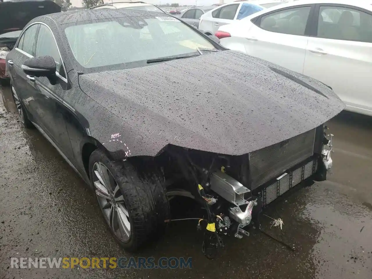 1 Фотография поврежденного автомобиля WDD2J5JB6KA014832 MERCEDES-BENZ CLC-CLASS 2019