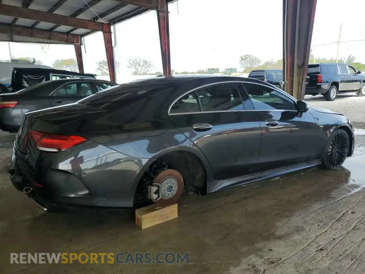 3 Photograph of a damaged car WDD2J5JB7KA006996 MERCEDES-BENZ CLC-CLASS 2019