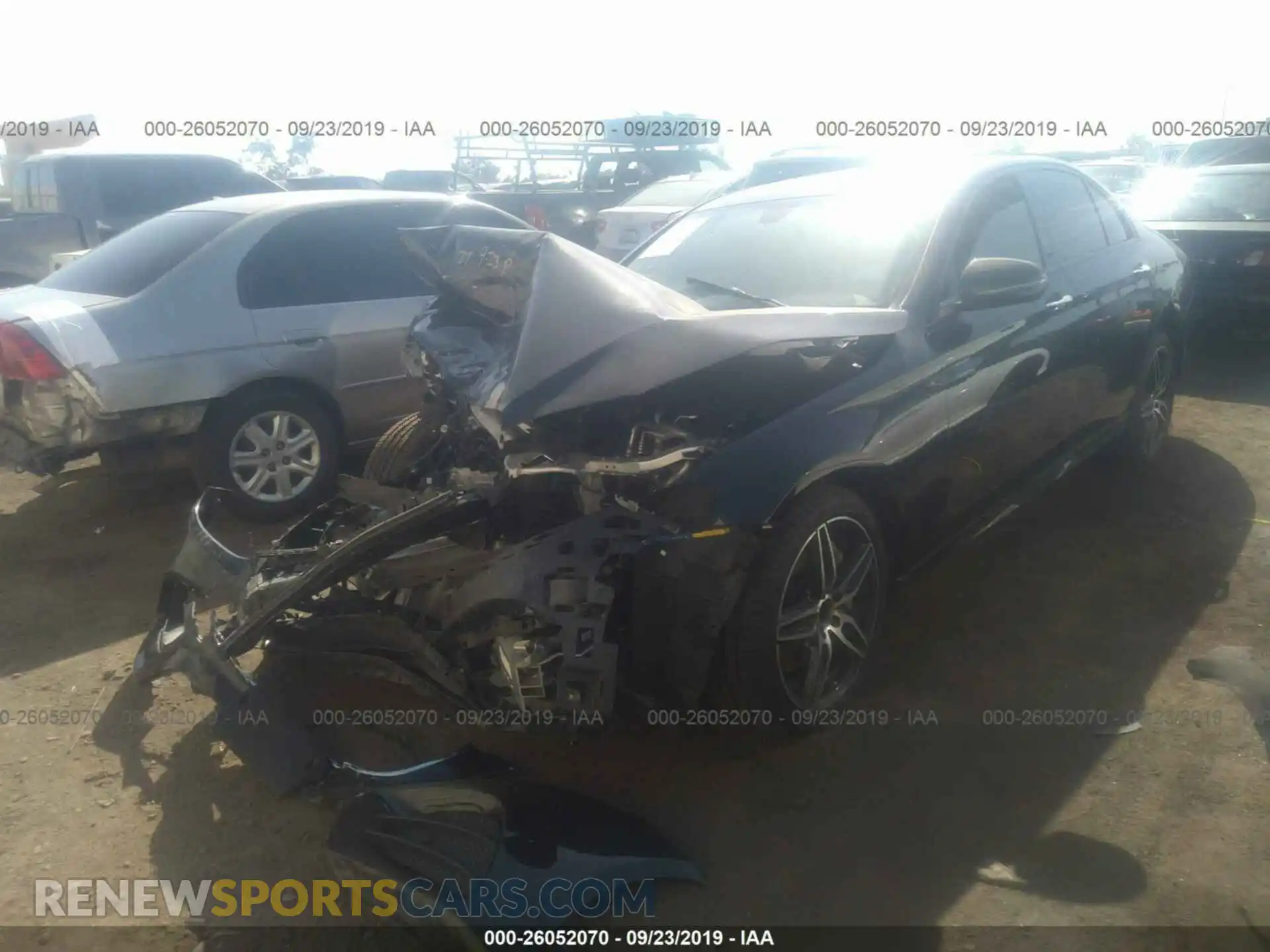 2 Photograph of a damaged car WDDZF4JB0KA580821 MERCEDES-BENZ E 2019