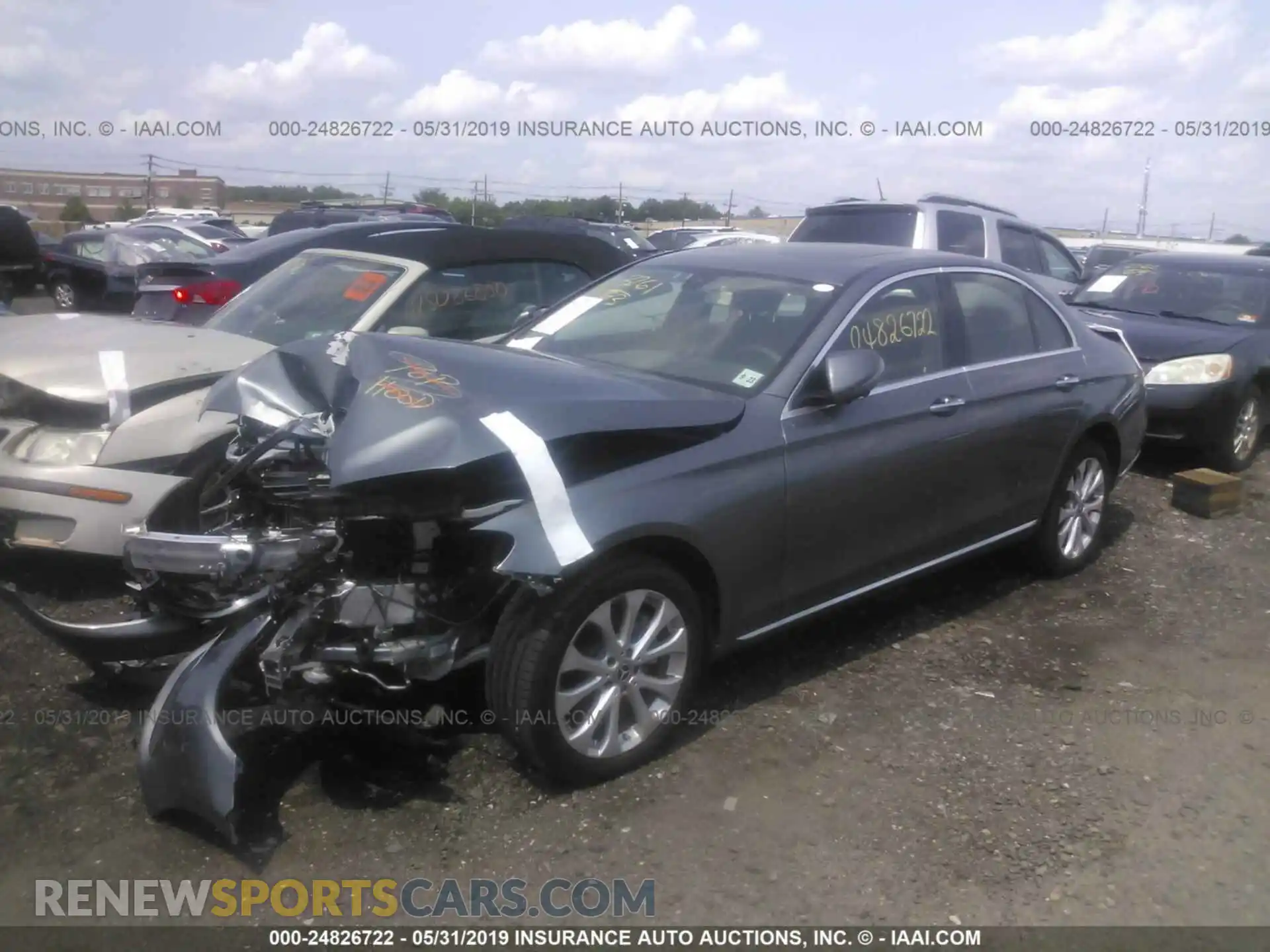 2 Photograph of a damaged car WDDZF4KB1KA514891 MERCEDES-BENZ E 2019