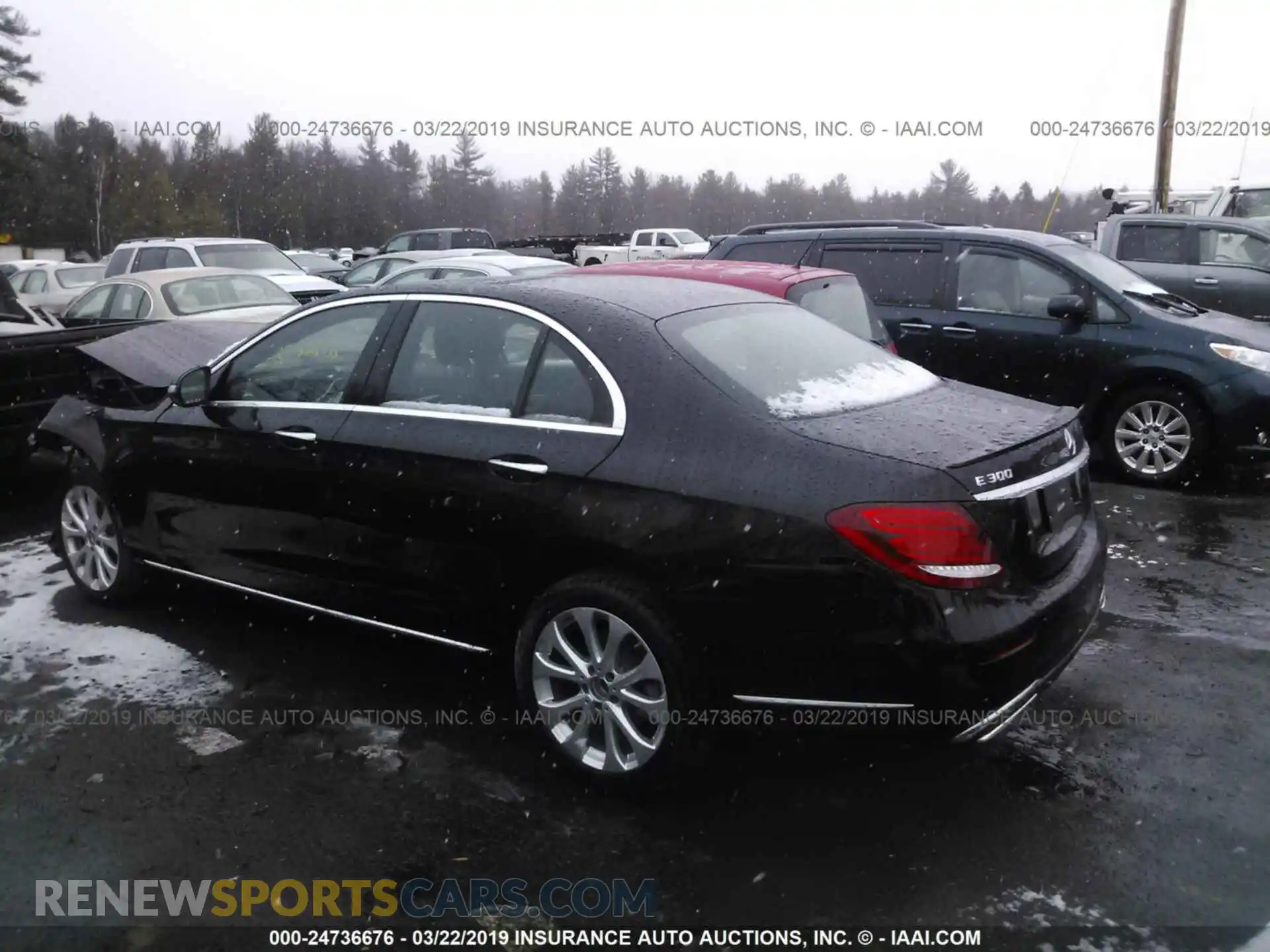 3 Photograph of a damaged car WDDZF4KB2KA546362 MERCEDES-BENZ E 2019