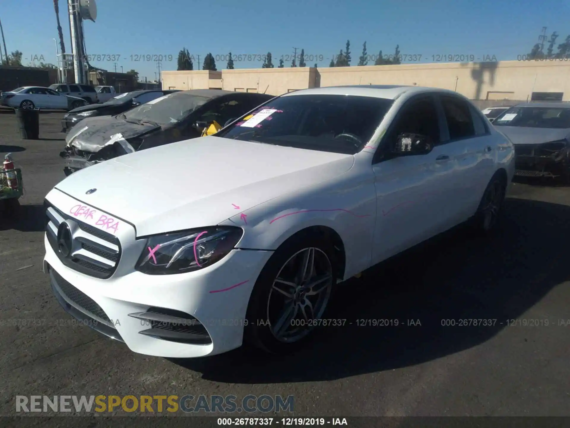 2 Photograph of a damaged car WDDZF6JB5KA596542 MERCEDES-BENZ E 2019