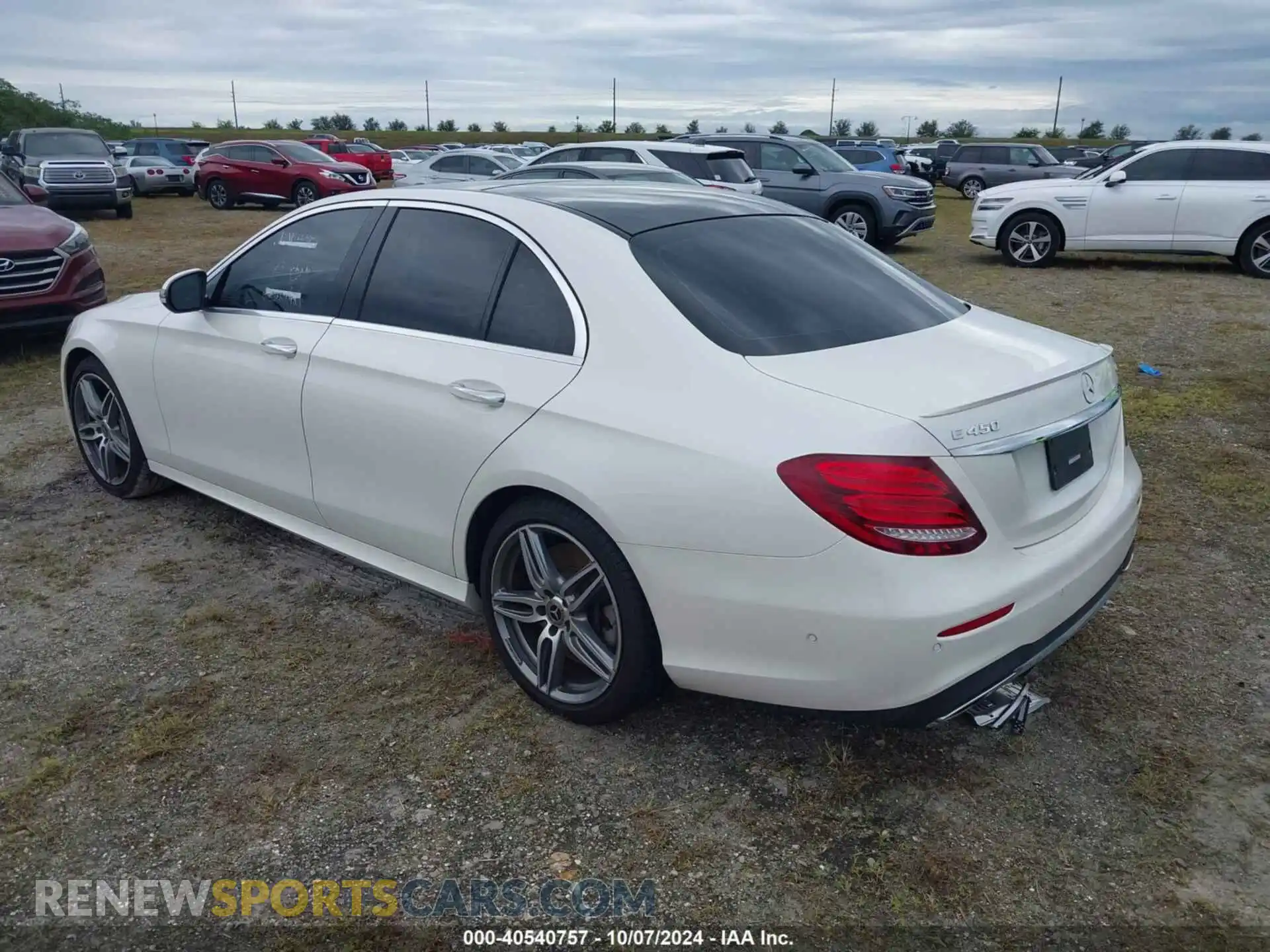 3 Photograph of a damaged car WDDZF6JB8KA596096 MERCEDES-BENZ E 2019