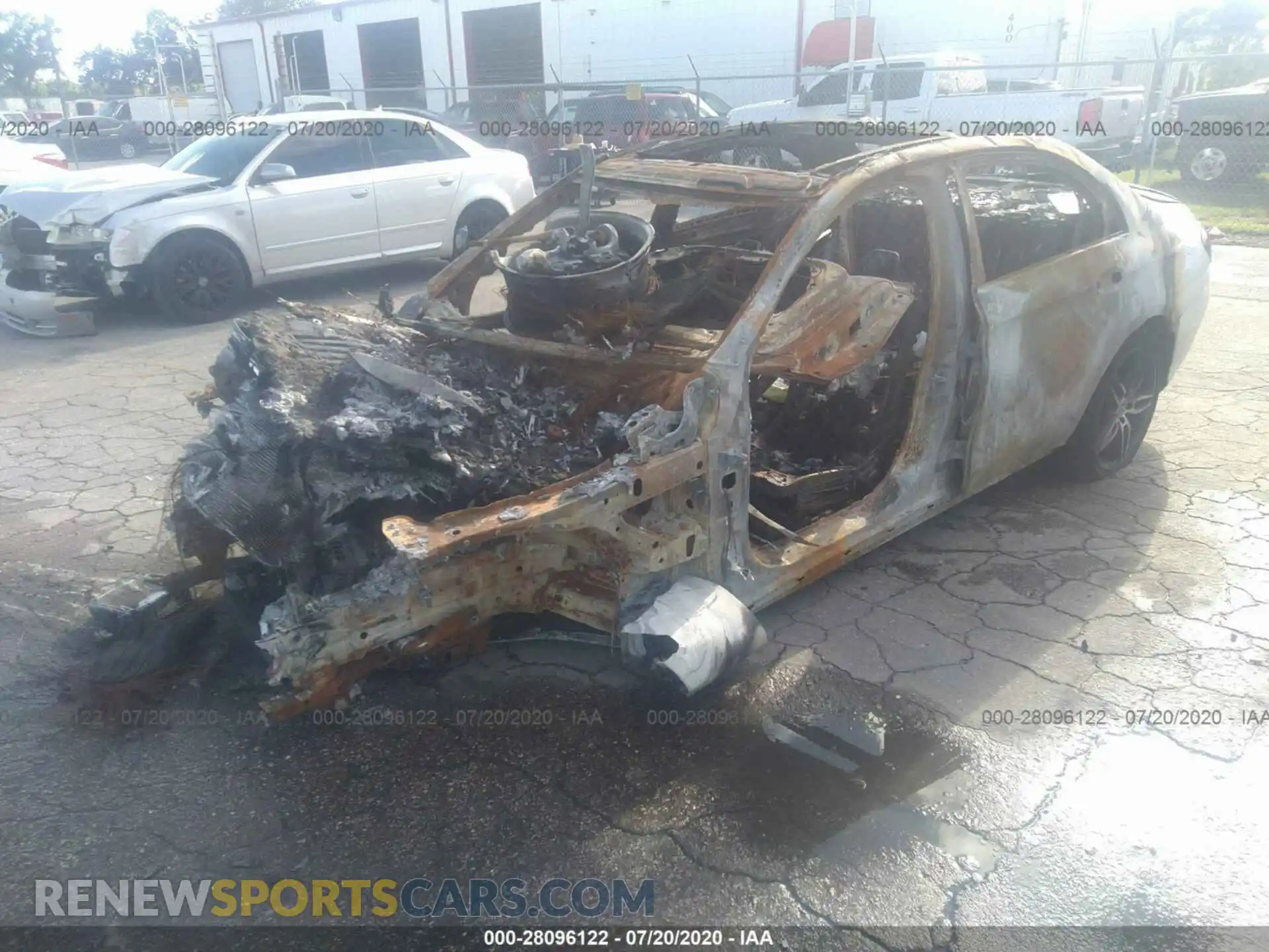 2 Photograph of a damaged car W1KZF8DB0LA763897 MERCEDES-BENZ E 2020