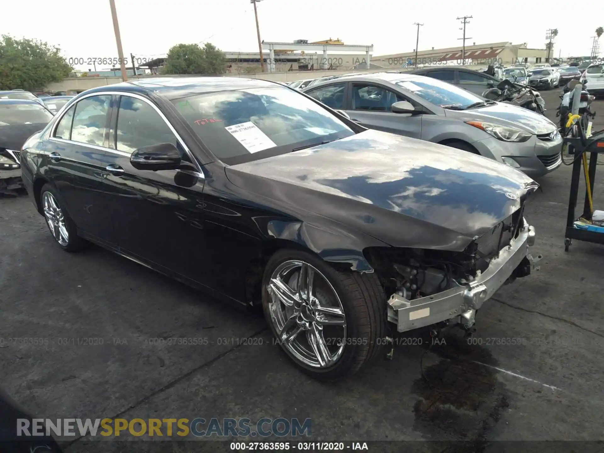 1 Photograph of a damaged car WDDZF8DB8LA735877 MERCEDES-BENZ E 2020