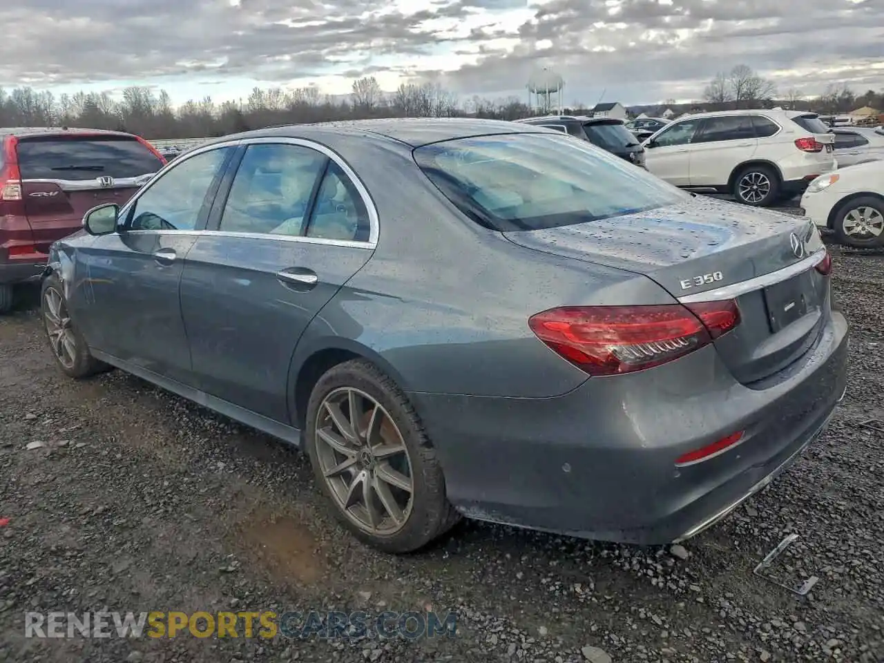 2 fotografías del automóvil dañado W1KZF8EB1PB184741 MERCEDES-BENZ E 2023