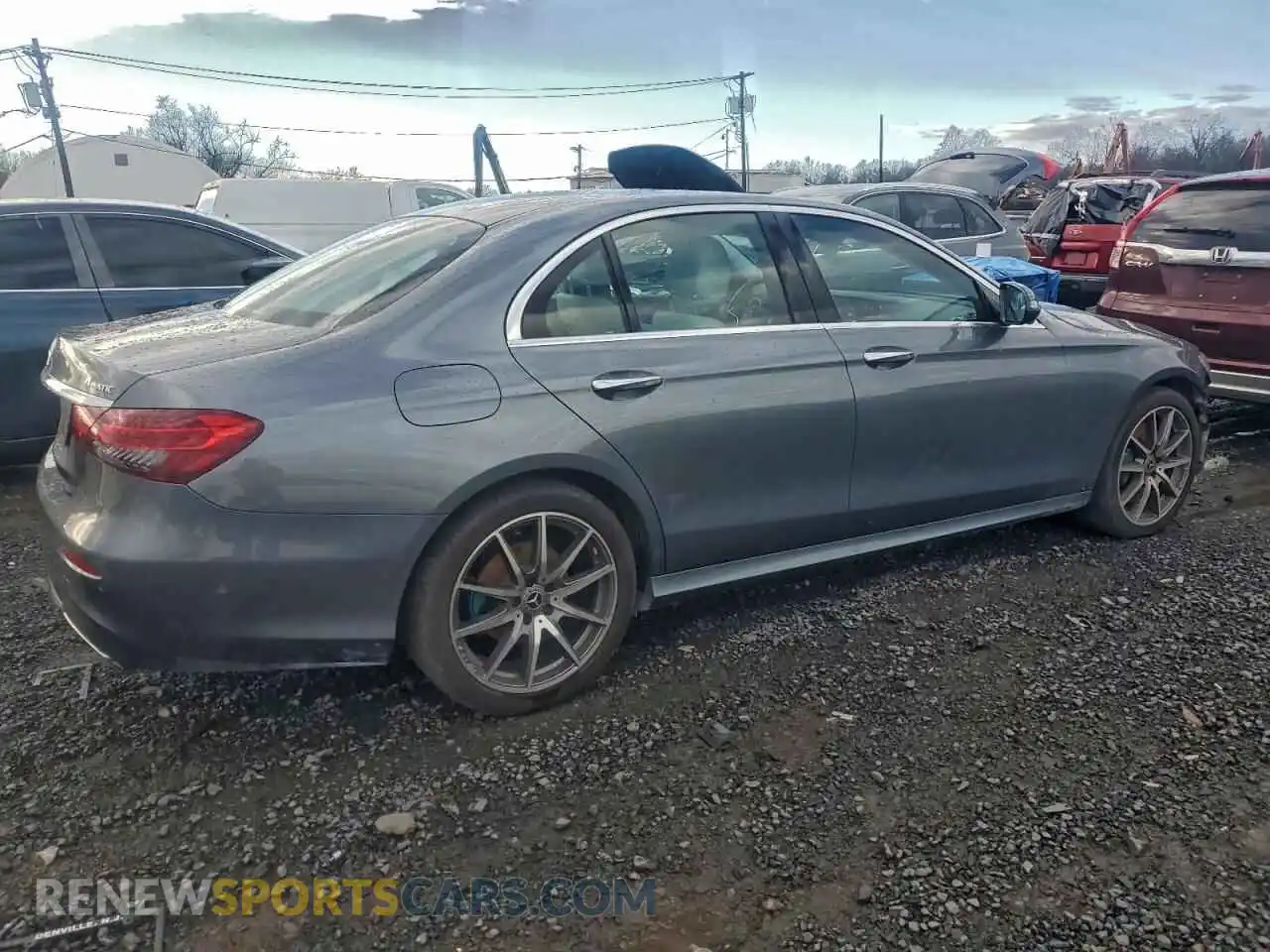 3 fotografías del automóvil dañado W1KZF8EB1PB184741 MERCEDES-BENZ E 2023