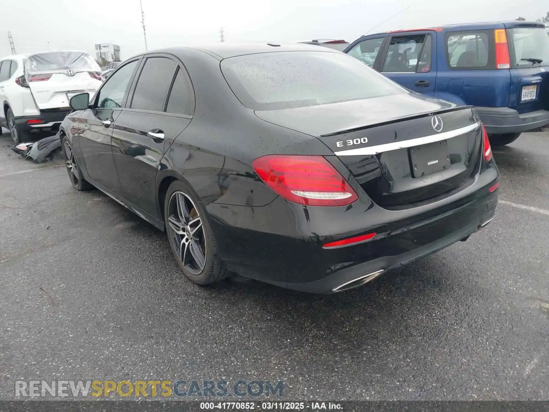 3 Photograph of a damaged car WDDZF4JB6KA588499 MERCEDES-BENZ E 300 2019