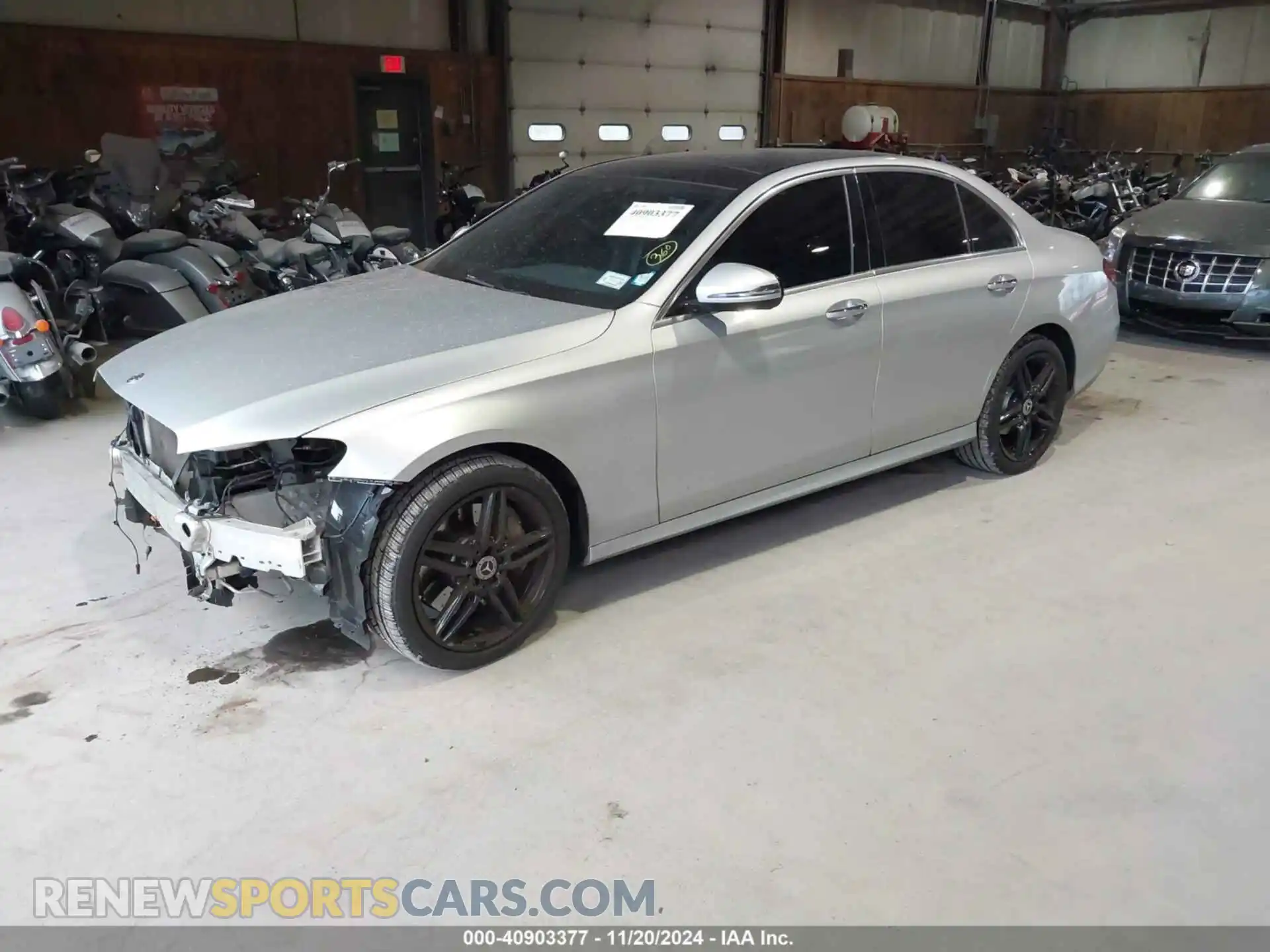 2 Photograph of a damaged car WDDZF4KB0KA560051 MERCEDES-BENZ E 300 2019