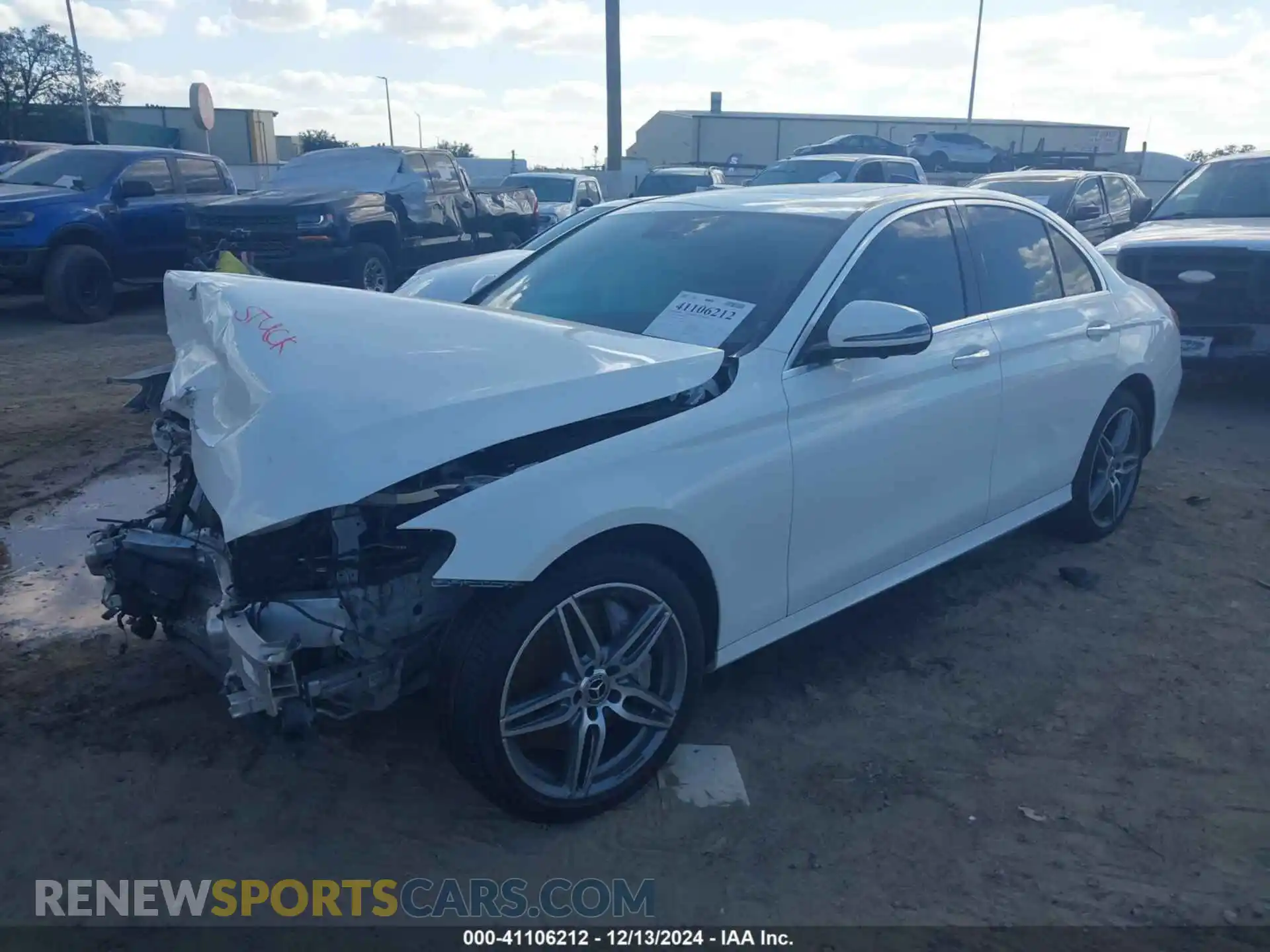 2 Photograph of a damaged car WDDZF4KB6KA626666 MERCEDES-BENZ E 300 2019
