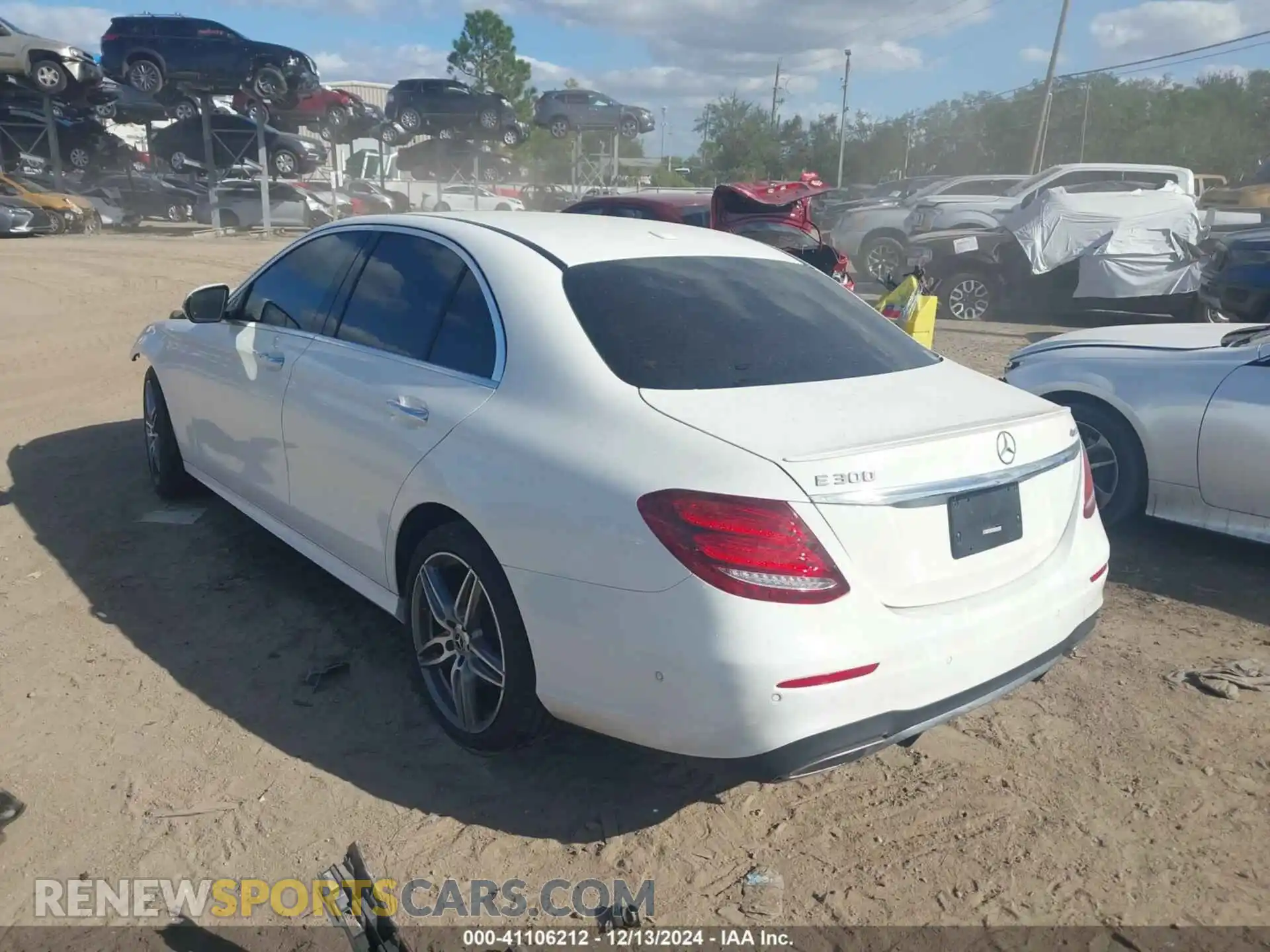 3 Photograph of a damaged car WDDZF4KB6KA626666 MERCEDES-BENZ E 300 2019
