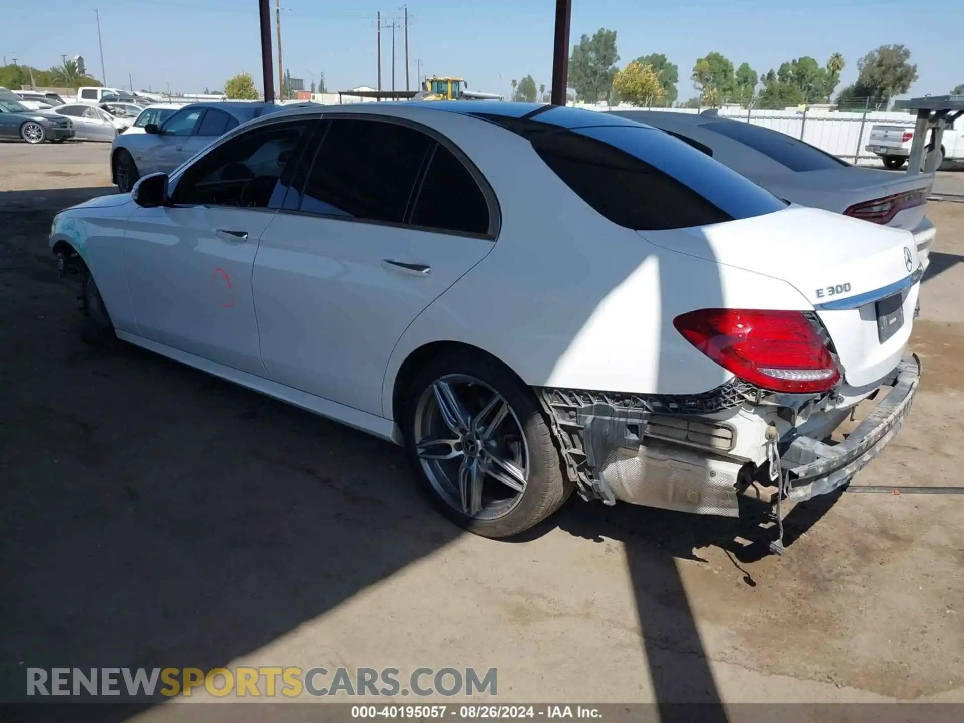 3 Photograph of a damaged car WDDZF4KB9KA576877 MERCEDES-BENZ E 300 2019