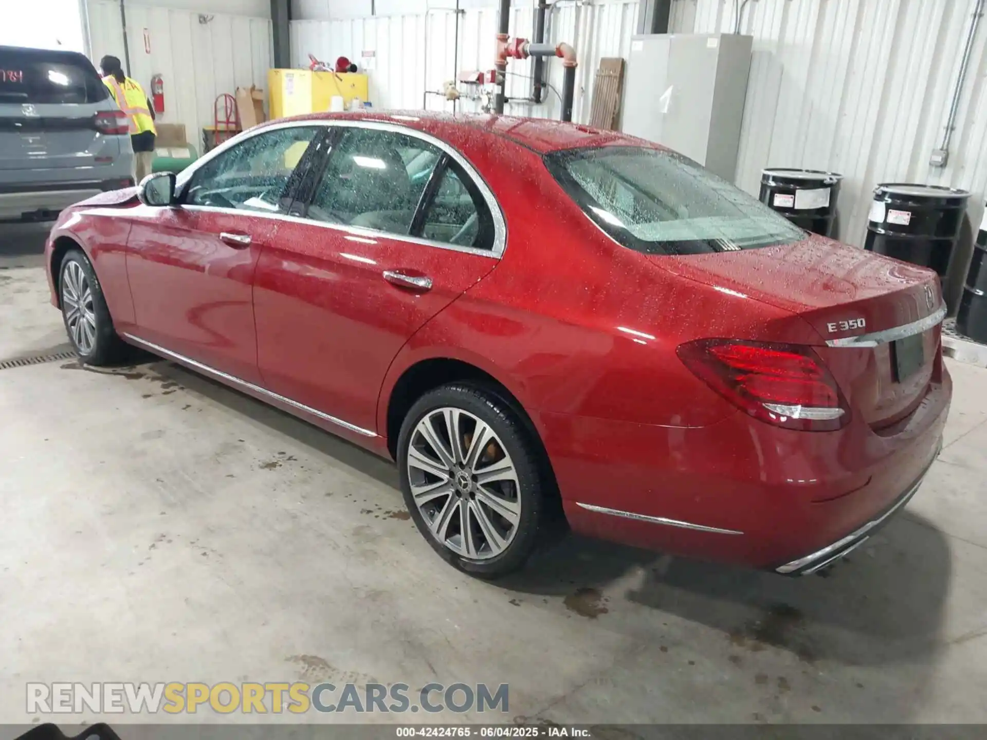 3 Фотография поврежденного автомобиля W1KZF8DB8LA838460 MERCEDES-BENZ E 350 2020
