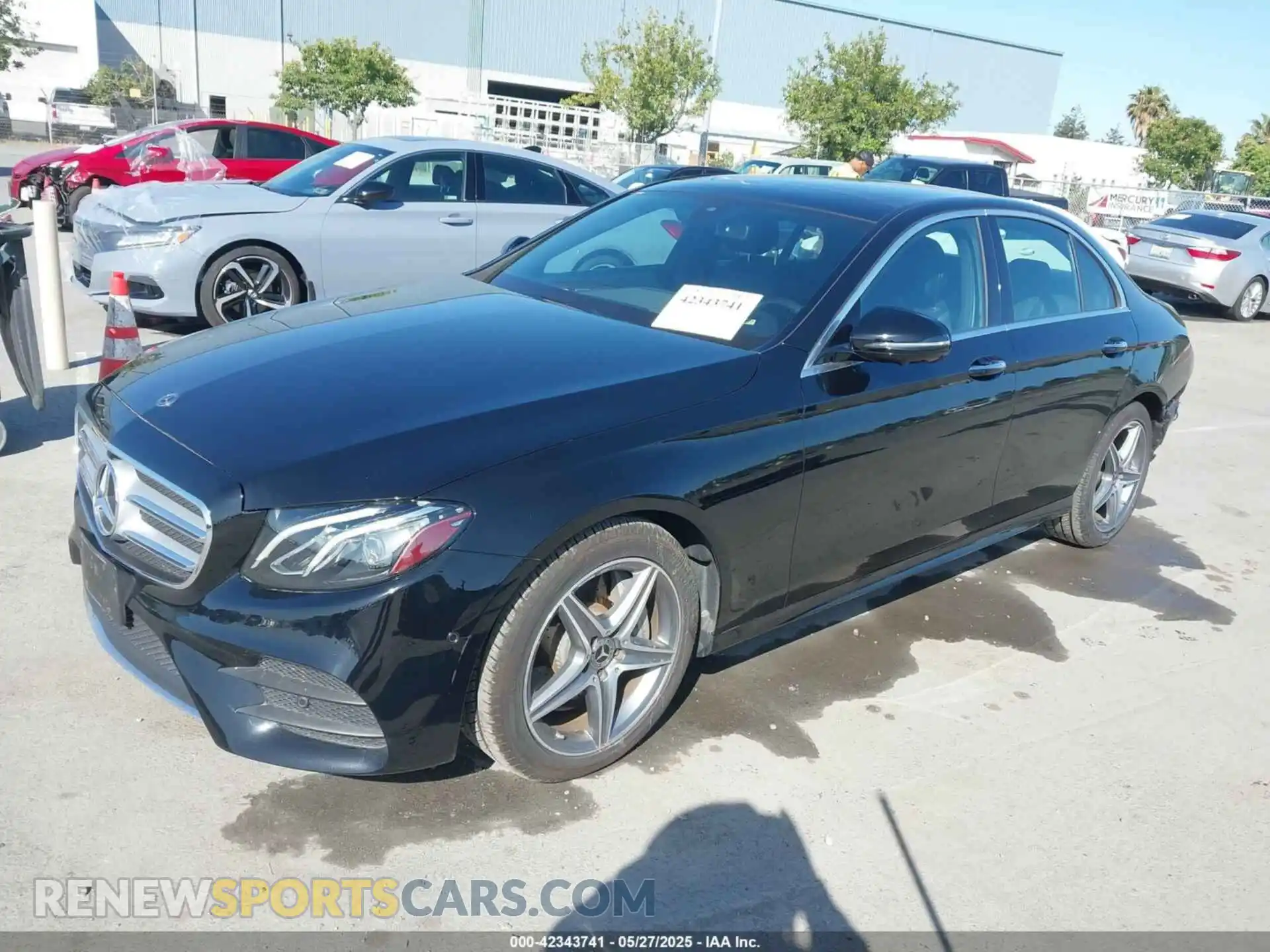 2 Фотография поврежденного автомобиля WDDZF8DB5LA709740 MERCEDES-BENZ E 350 2020