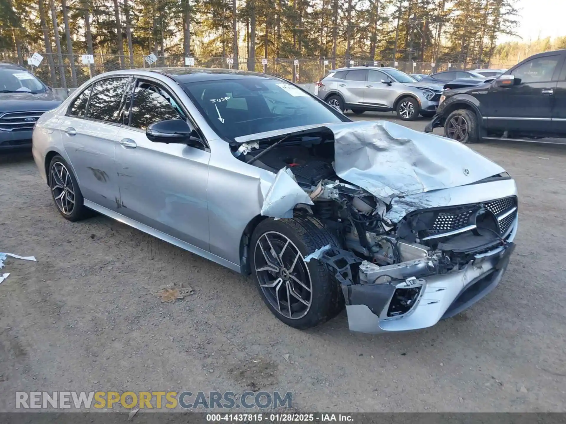 1 Photograph of a damaged car W1KZF8DB3MA980331 MERCEDES-BENZ E 350 2021