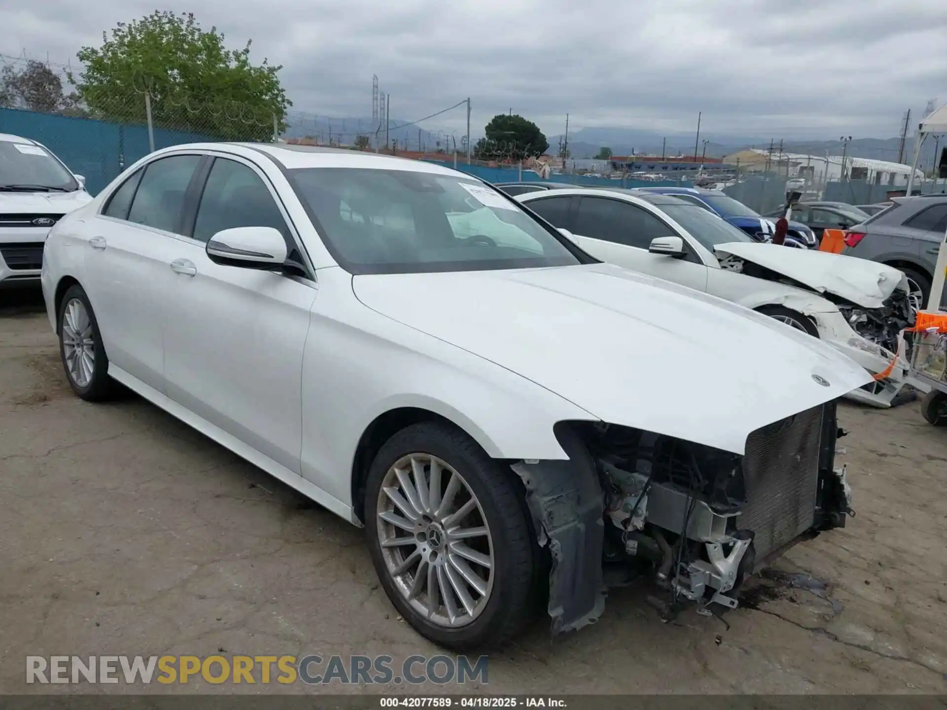 1 Photograph of a damaged car W1KZF8DB5MA960016 MERCEDES-BENZ E 350 2021