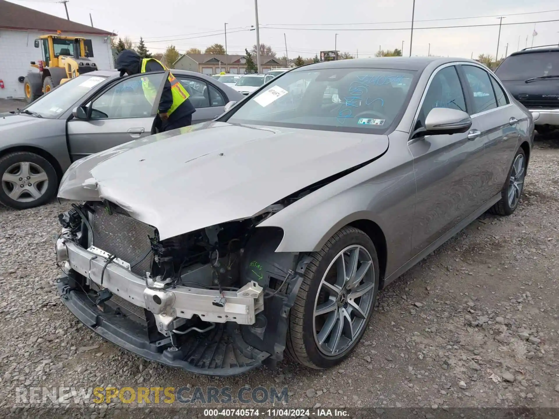2 fotografías del automóvil dañado W1KZF8EB4MA881905 MERCEDES-BENZ E 350 2021