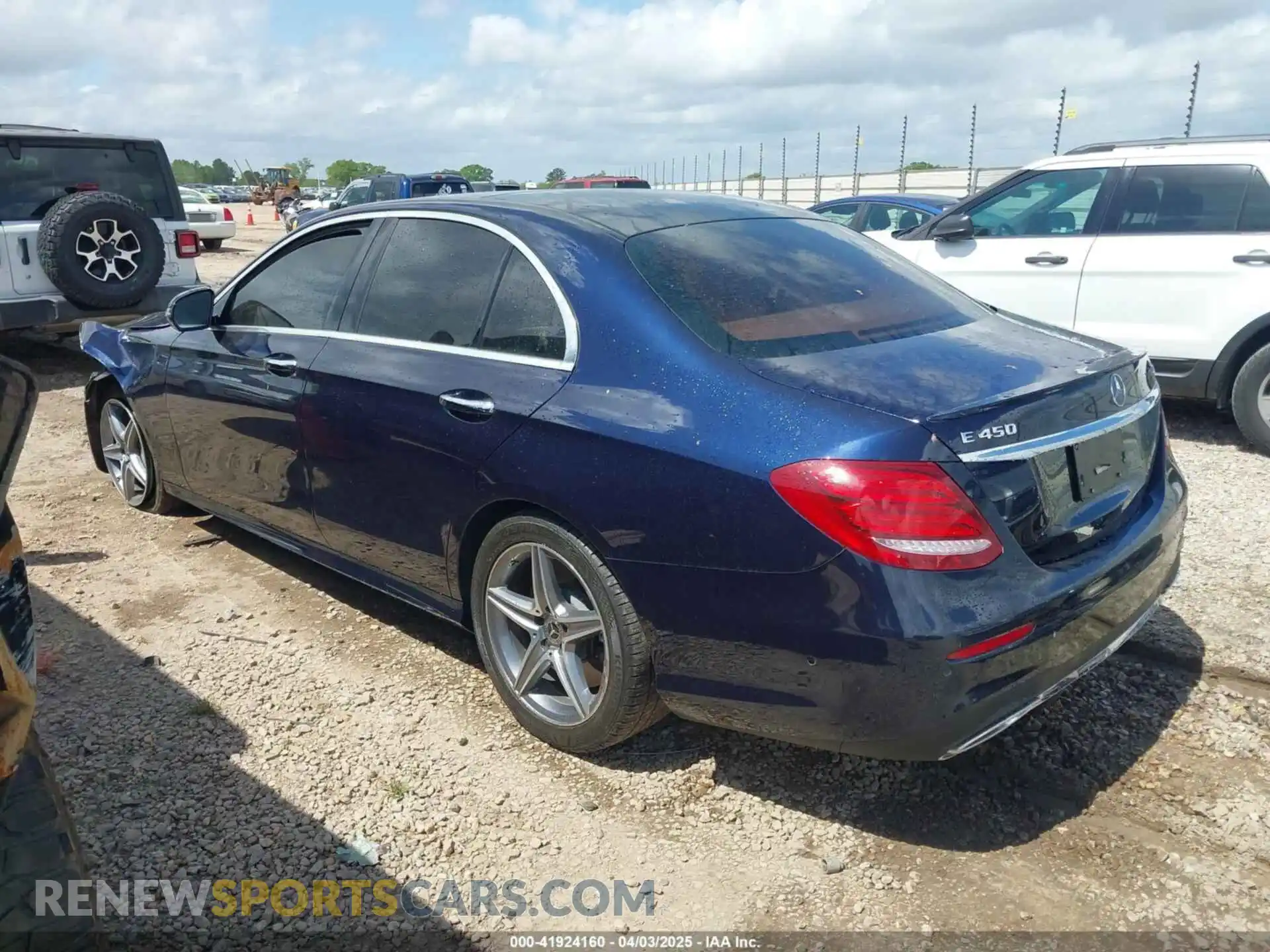 3 Фотография поврежденного автомобиля WDDZF6JB3KA508944 MERCEDES-BENZ E 450 2019