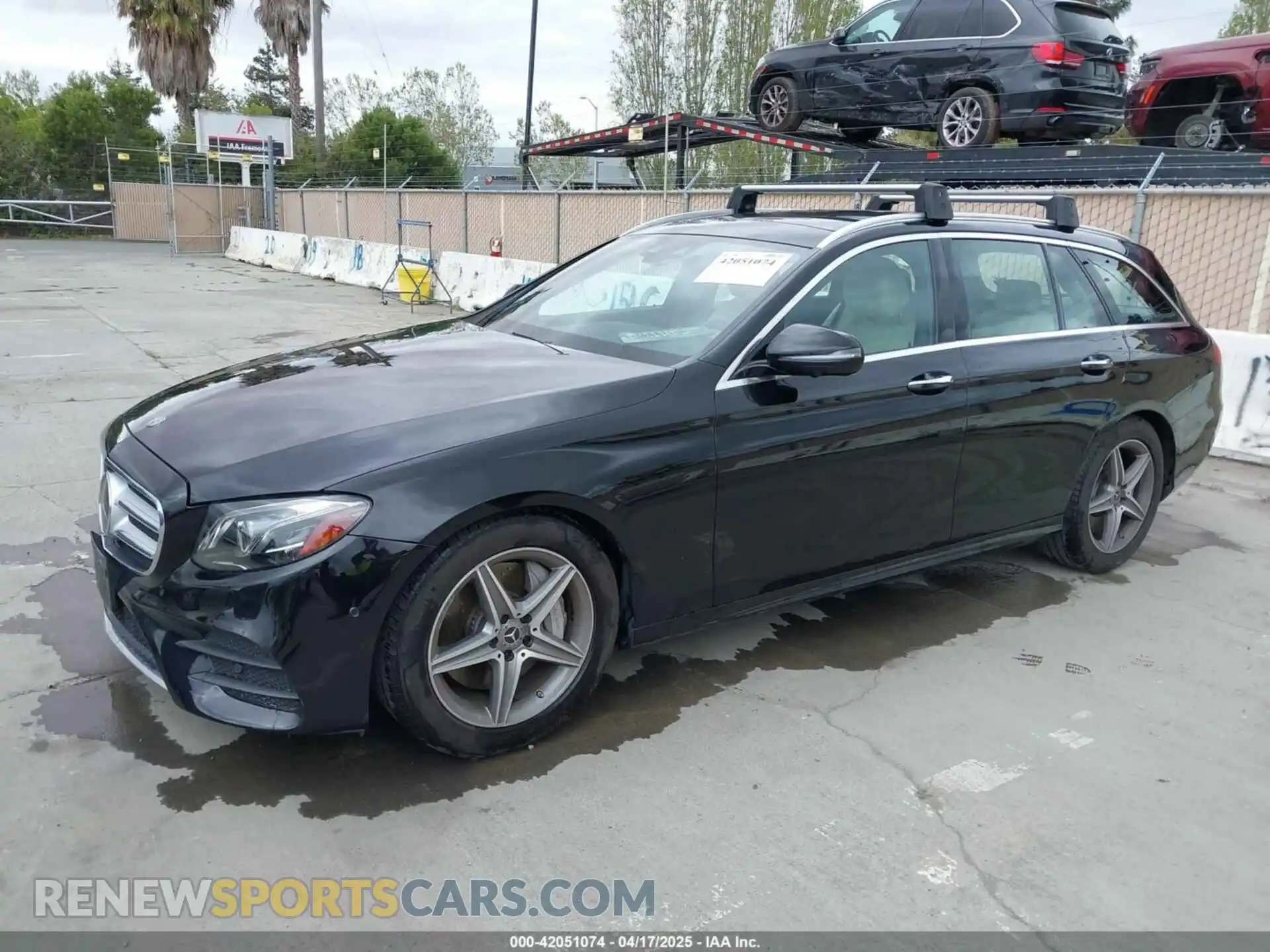 2 Photograph of a damaged car WDDZH6JB2KA583502 MERCEDES-BENZ E 450 2019