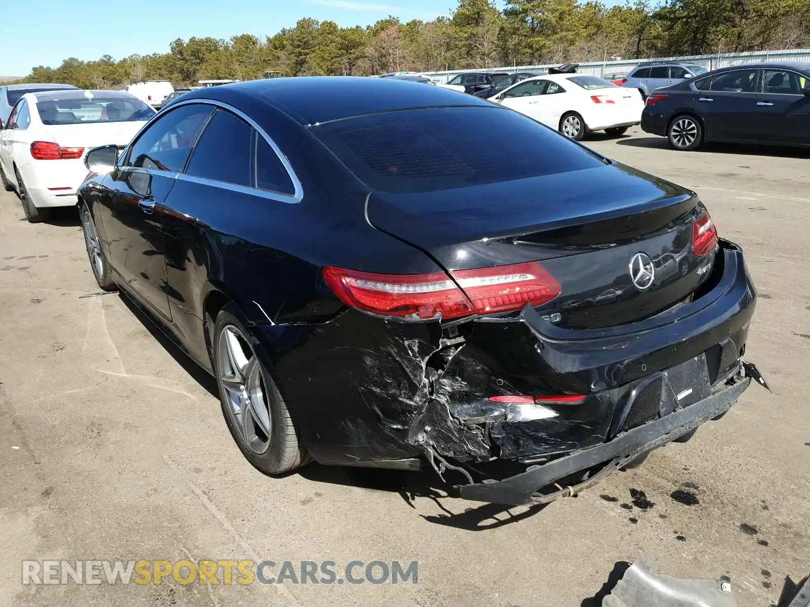 3 fotografías del automóvil dañado WDD1J6JB1KF080158 MERCEDES-BENZ E-CLASS 2019