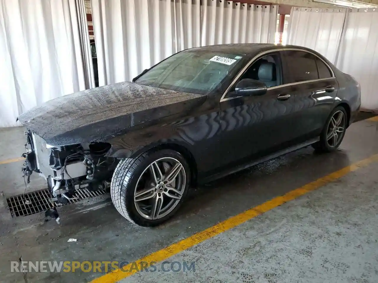 1 Photograph of a damaged car WDDZF4JB0KA558107 MERCEDES-BENZ E-CLASS 2019