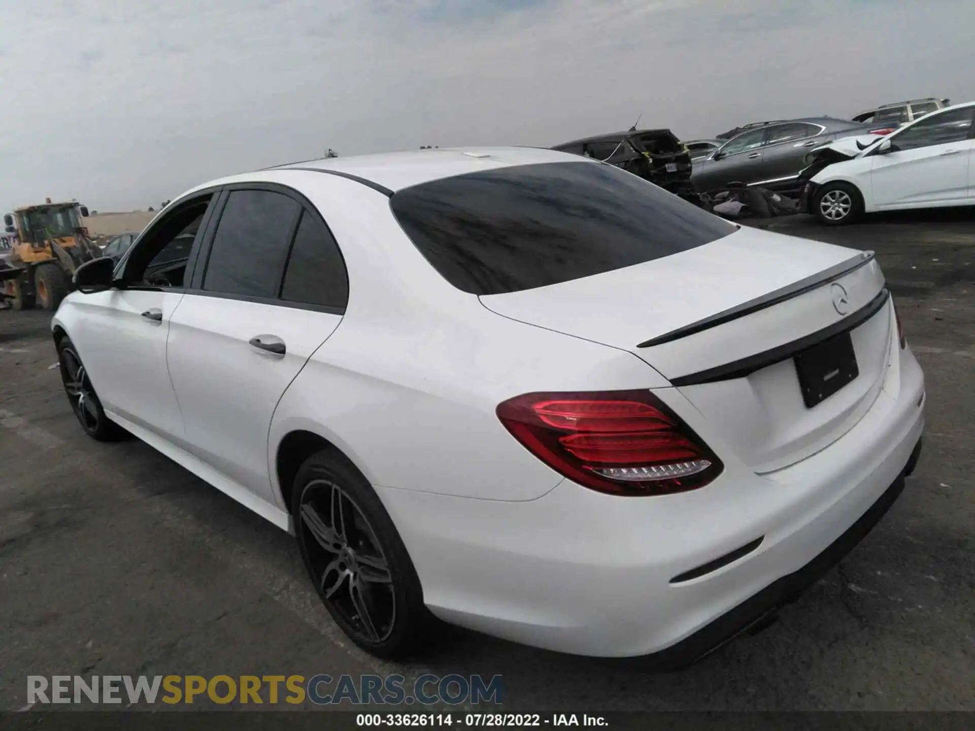 3 Photograph of a damaged car WDDZF4JB0KA561718 MERCEDES-BENZ E-CLASS 2019