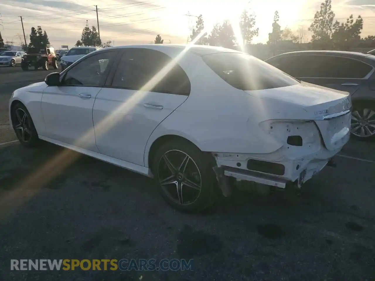 2 Photograph of a damaged car WDDZF4JB1KA515864 MERCEDES-BENZ E-CLASS 2019