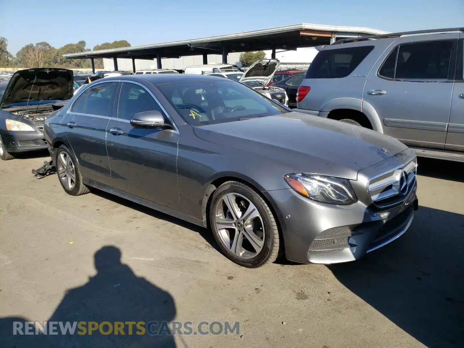 1 Photograph of a damaged car WDDZF4JB1KA553367 MERCEDES-BENZ E CLASS 2019