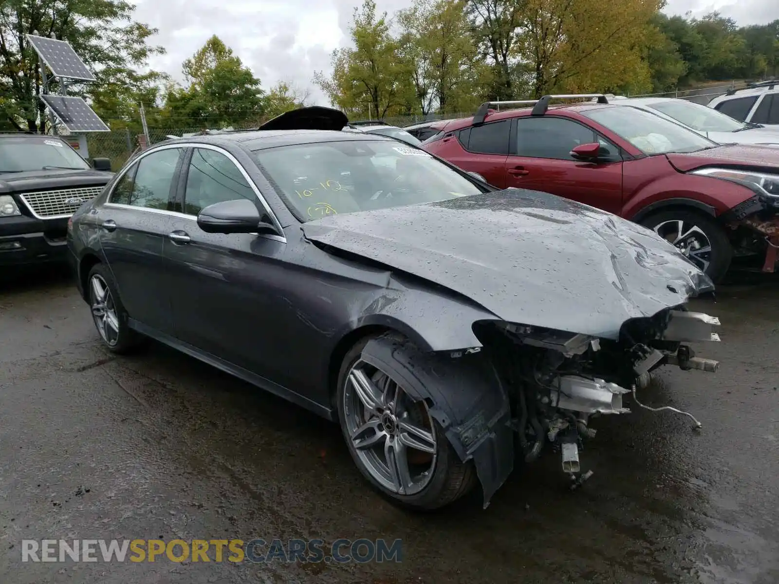 1 Photograph of a damaged car WDDZF4JB1KA557063 MERCEDES-BENZ E CLASS 2019
