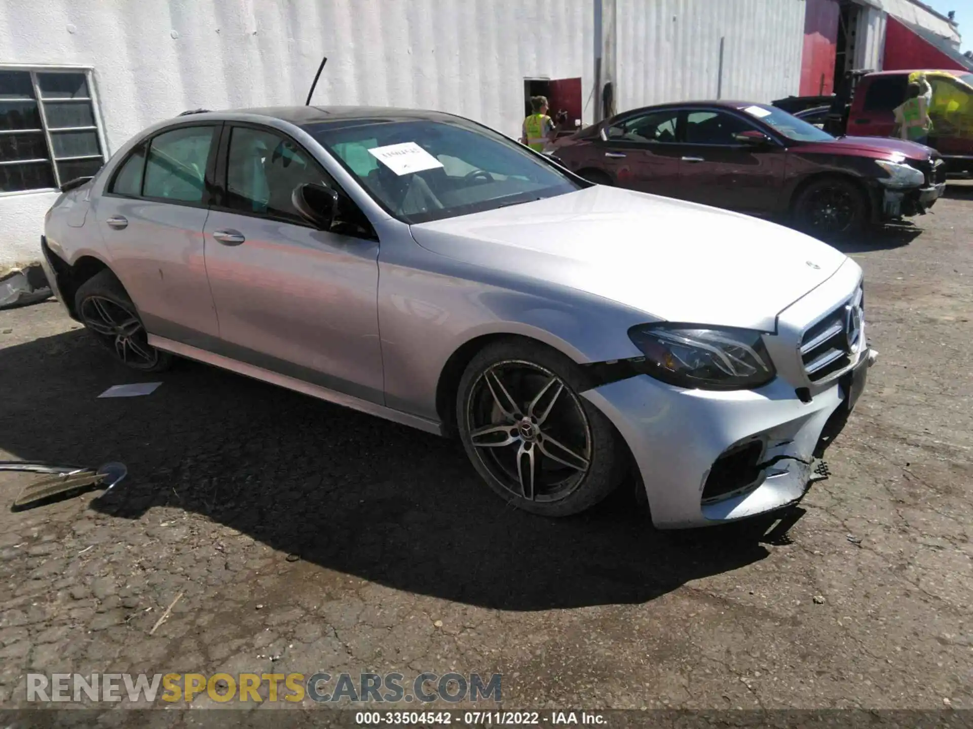 1 Photograph of a damaged car WDDZF4JB1KA628679 MERCEDES-BENZ E-CLASS 2019