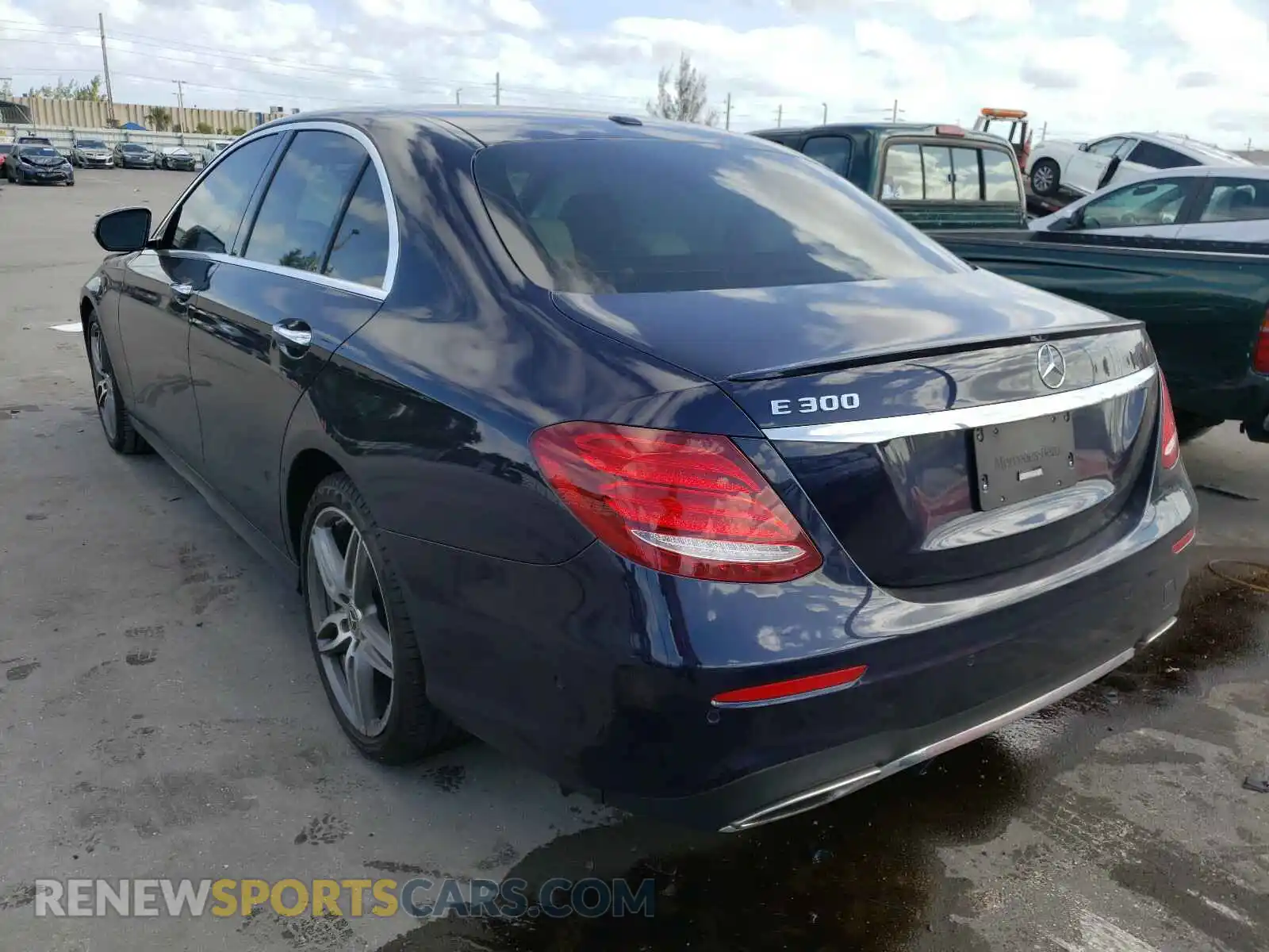 3 Photograph of a damaged car WDDZF4JB2KA508731 MERCEDES-BENZ E CLASS 2019