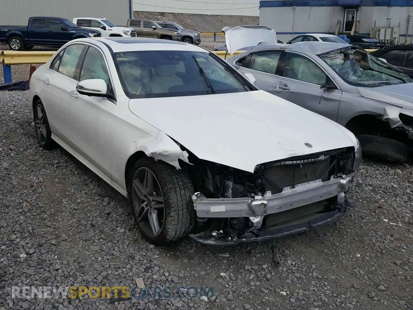 1 Photograph of a damaged car WDDZF4JB2KA623345 MERCEDES-BENZ E CLASS 2019