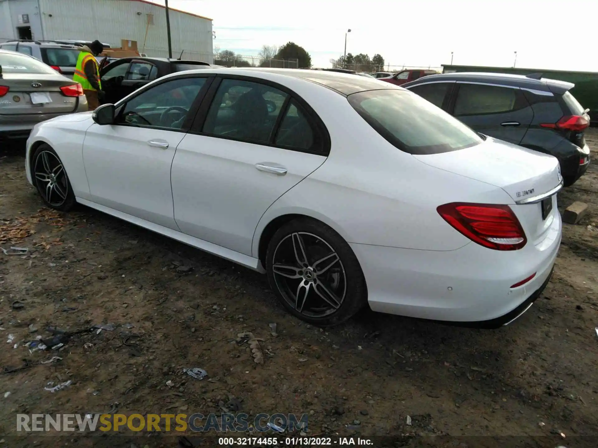 3 fotografías del automóvil dañado WDDZF4JB3KA513484 MERCEDES-BENZ E-CLASS 2019