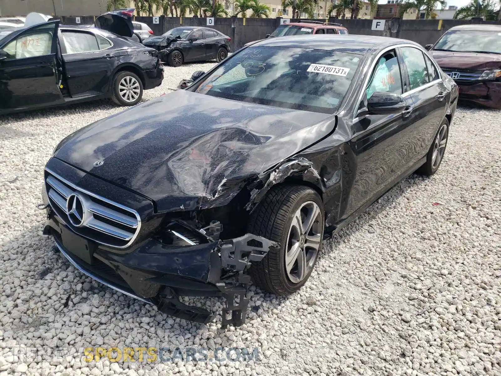 2 Photograph of a damaged car WDDZF4JB3KA575323 MERCEDES-BENZ E-CLASS 2019