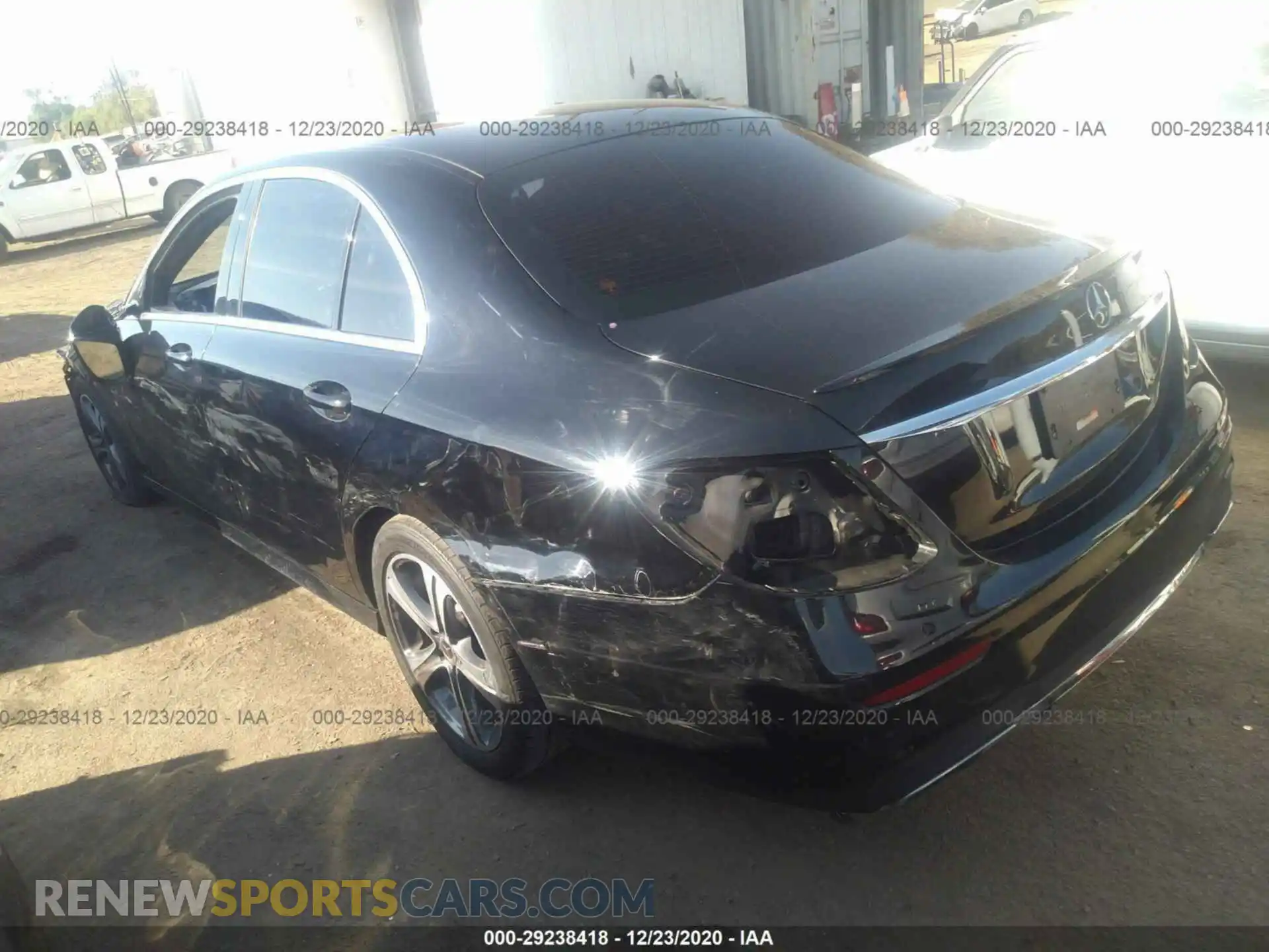 3 Photograph of a damaged car WDDZF4JB3KA668763 MERCEDES-BENZ E-CLASS 2019
